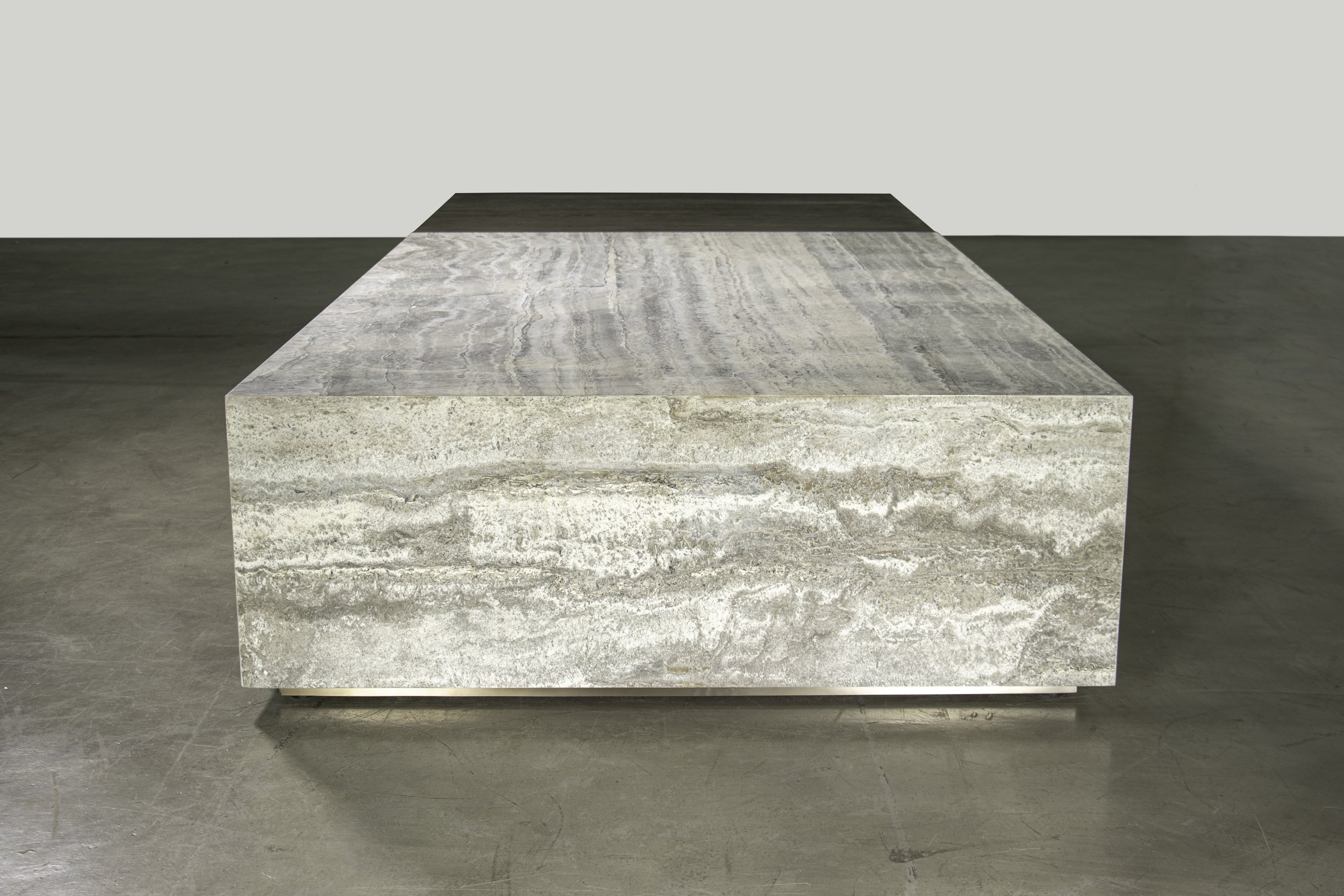 IF-43.113 River Table for Clodagh by Costantini 02.jpg