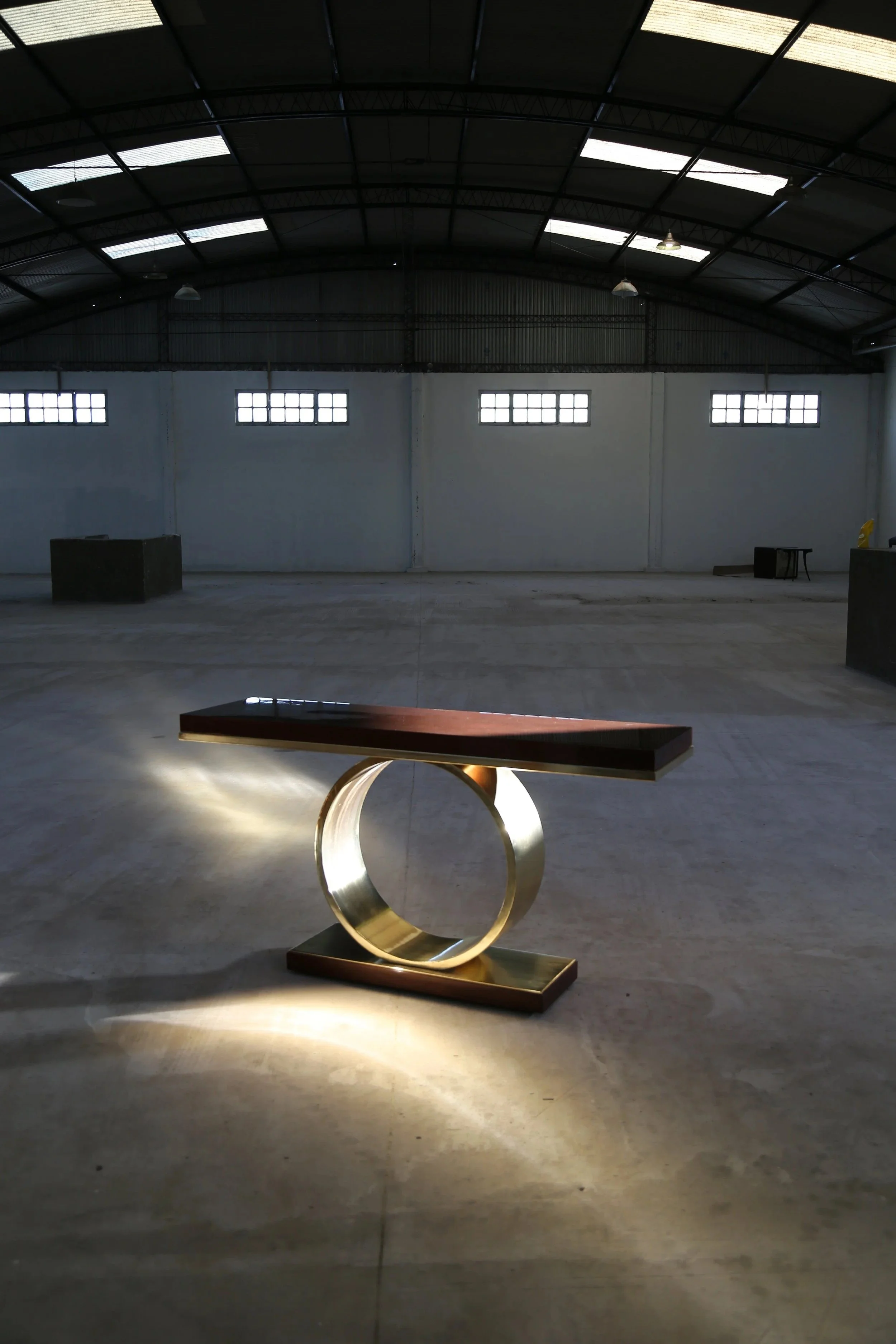 imgi_55_06+Donte+Console+by+Costantini.jpg