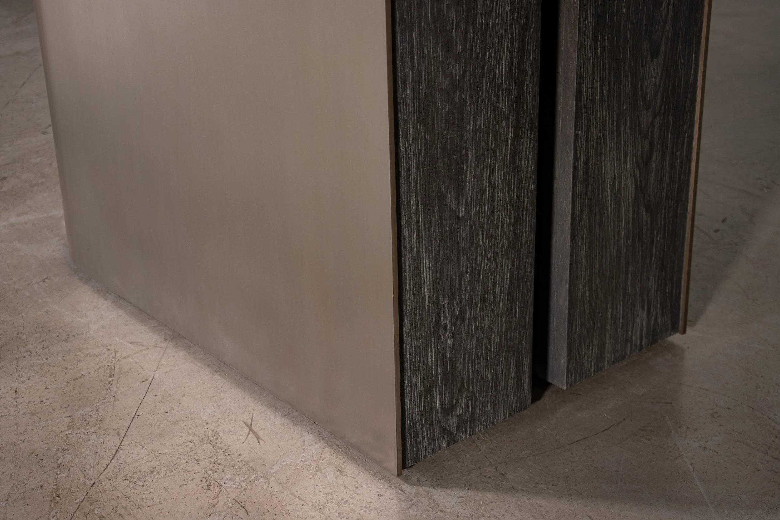 IF-43.106 River Table for Clodagh by Costantini 04.JPG