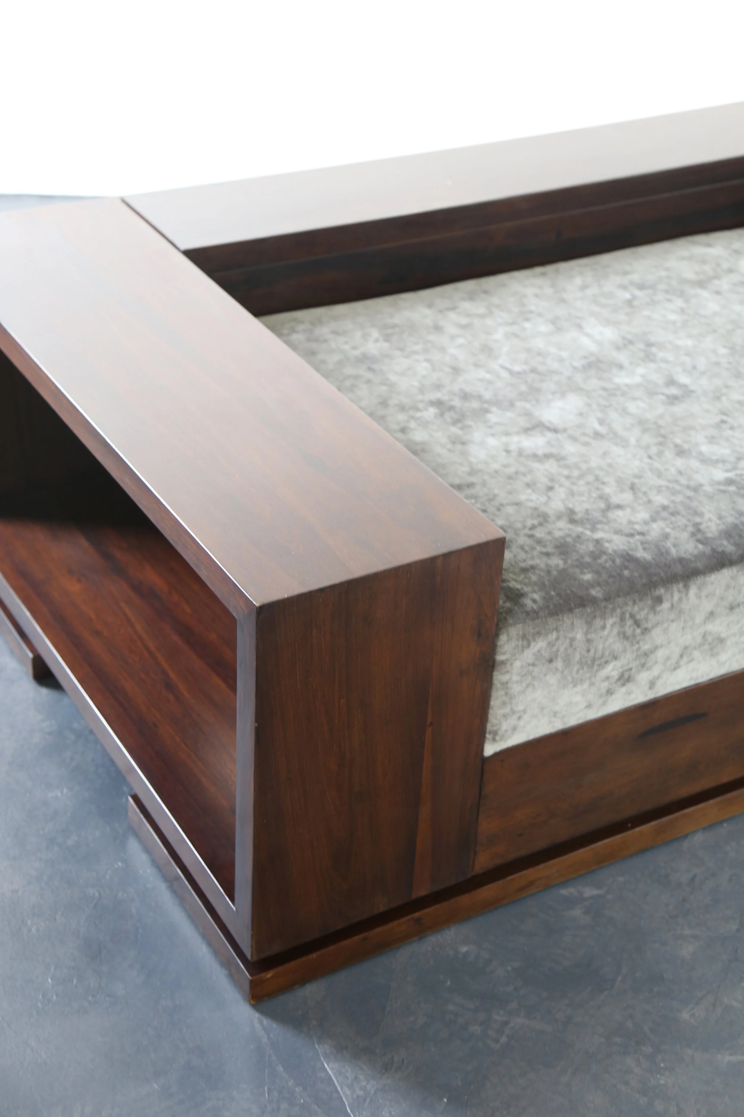 Patone Sofa by Costantini 07.jpg