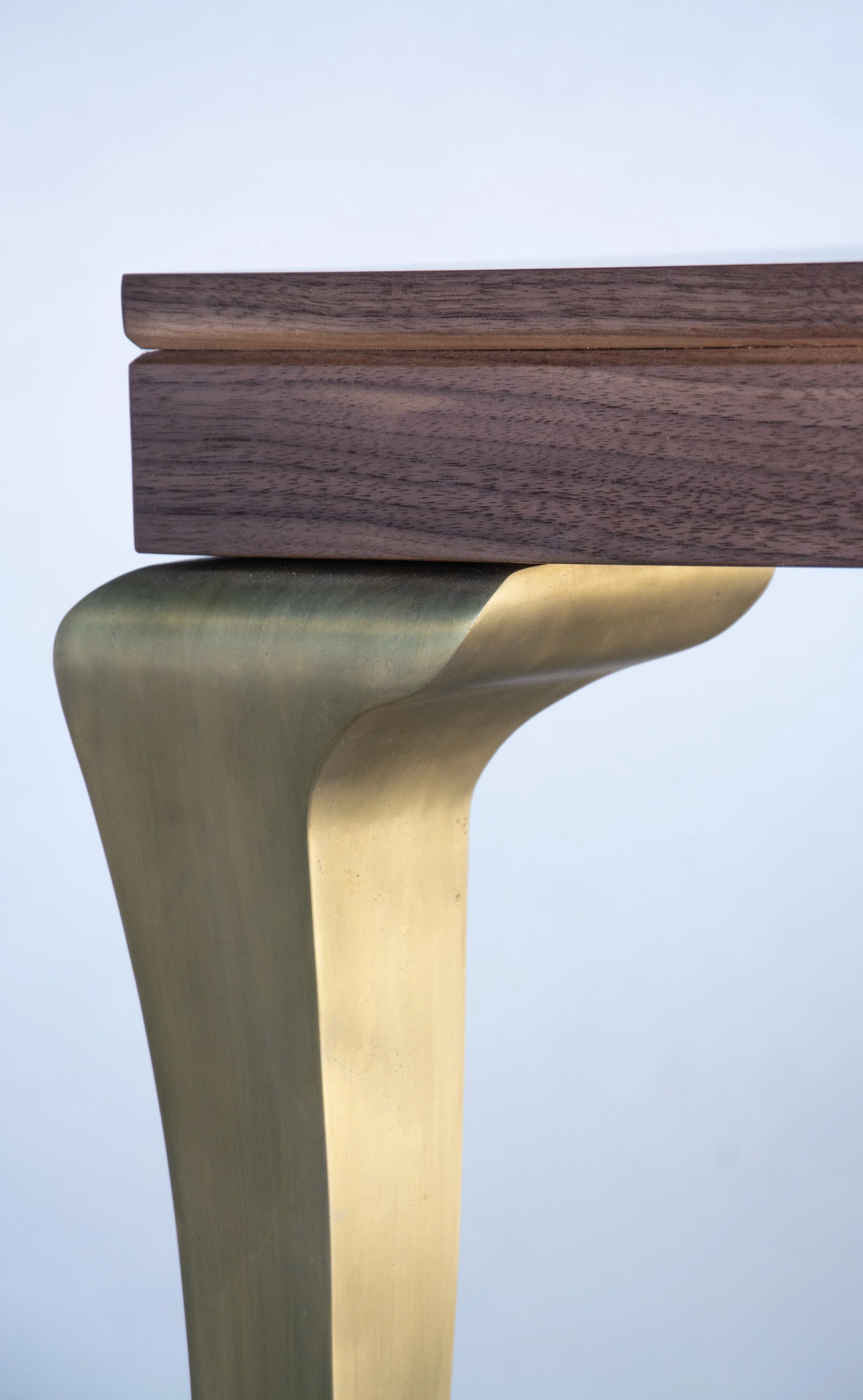 Enzio Modern Cast Bronze and Walnut Dining Table from Costantini 07.jpg