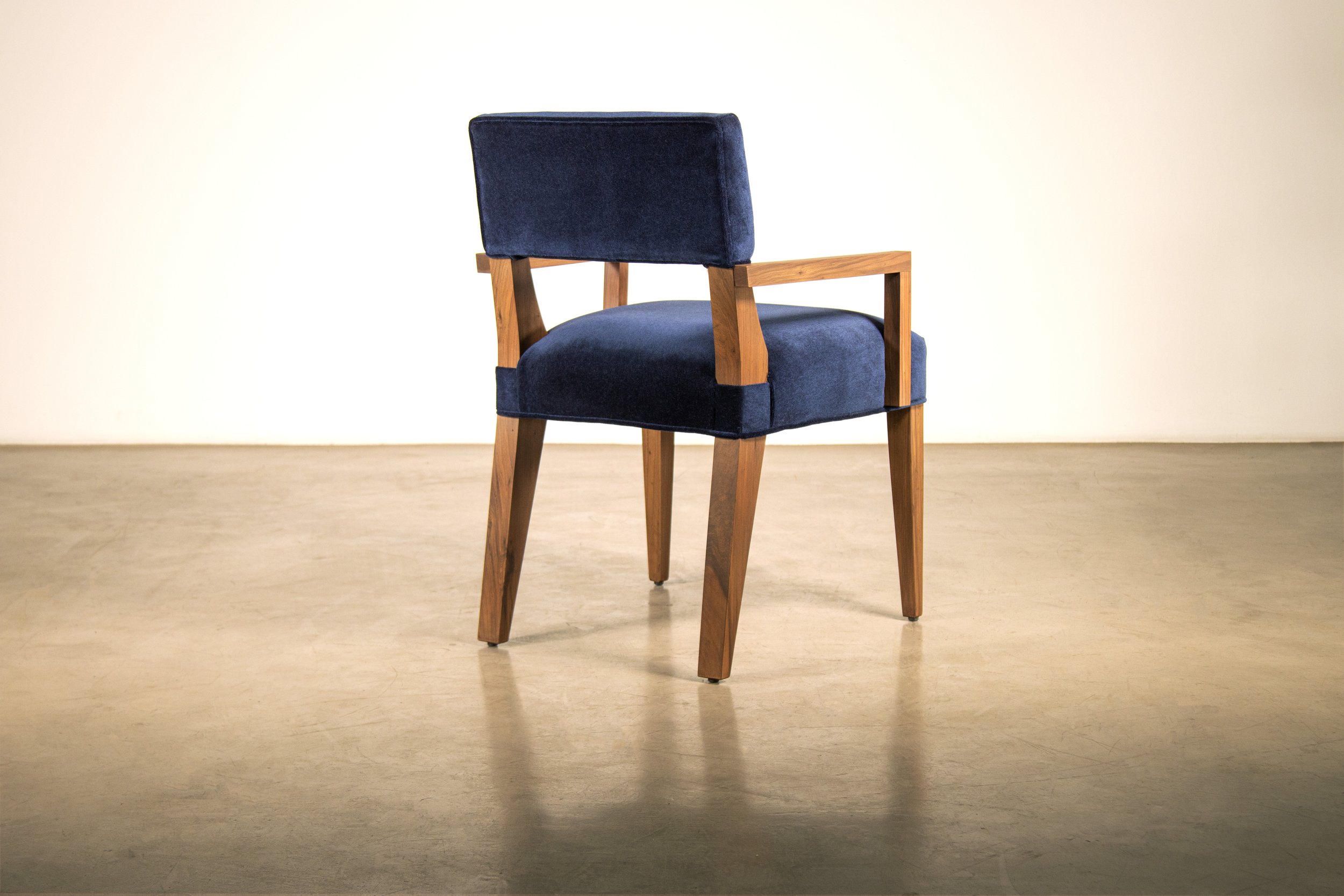 Bruno Armchair by Costantini 01.jpg