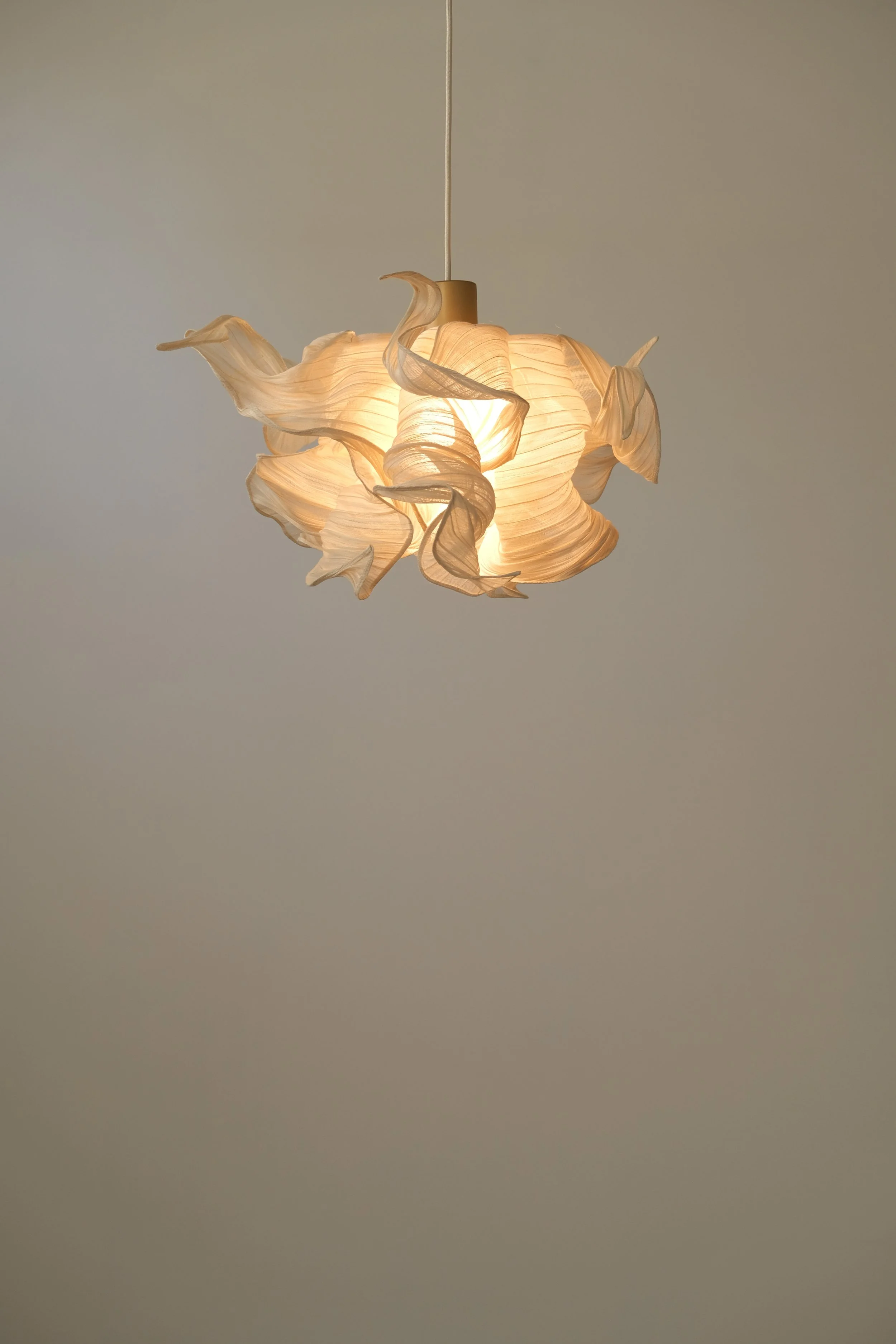 Nebula 40 Cream Pendant by Mirei Monticelli 00.jpg