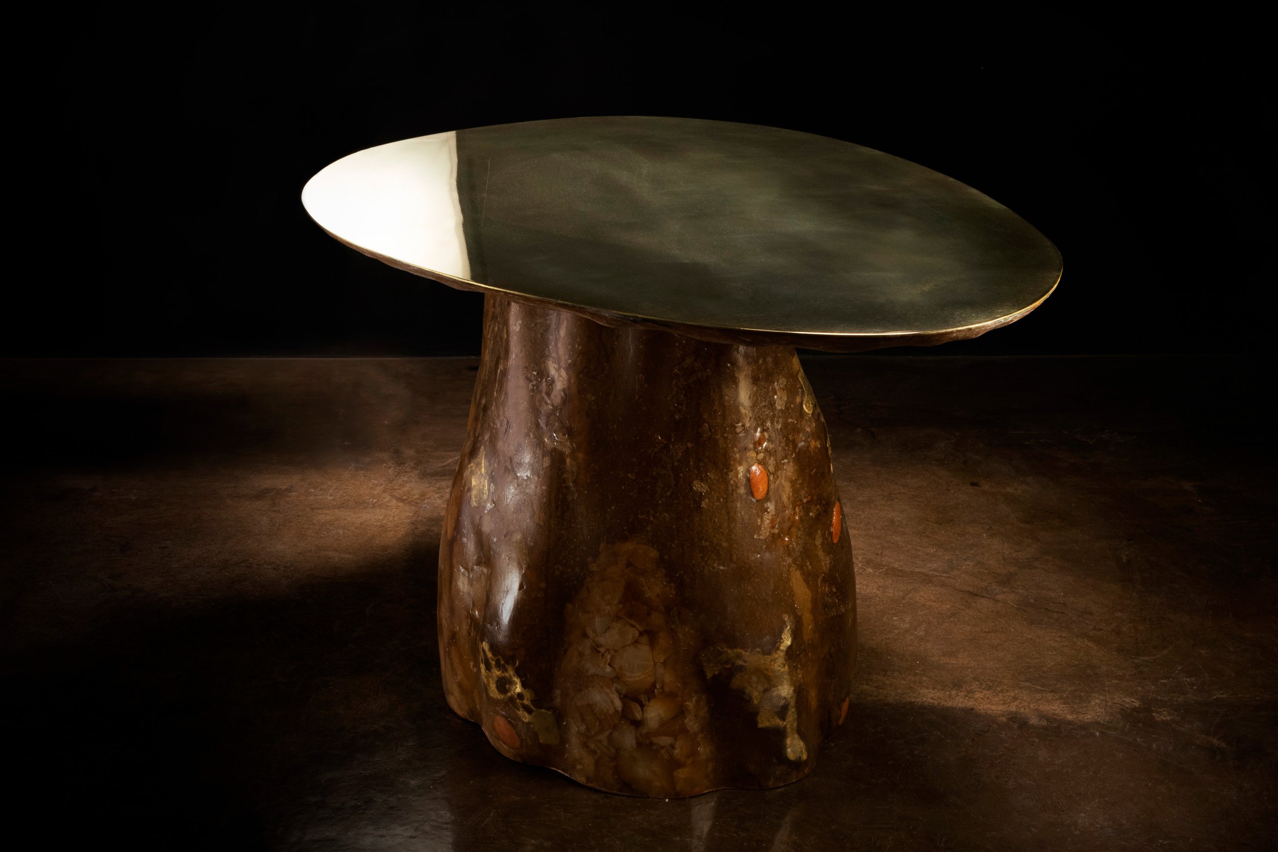 Tavola 25 Onyx Bronze and Fiberglass Table by Costantini 02.jpg