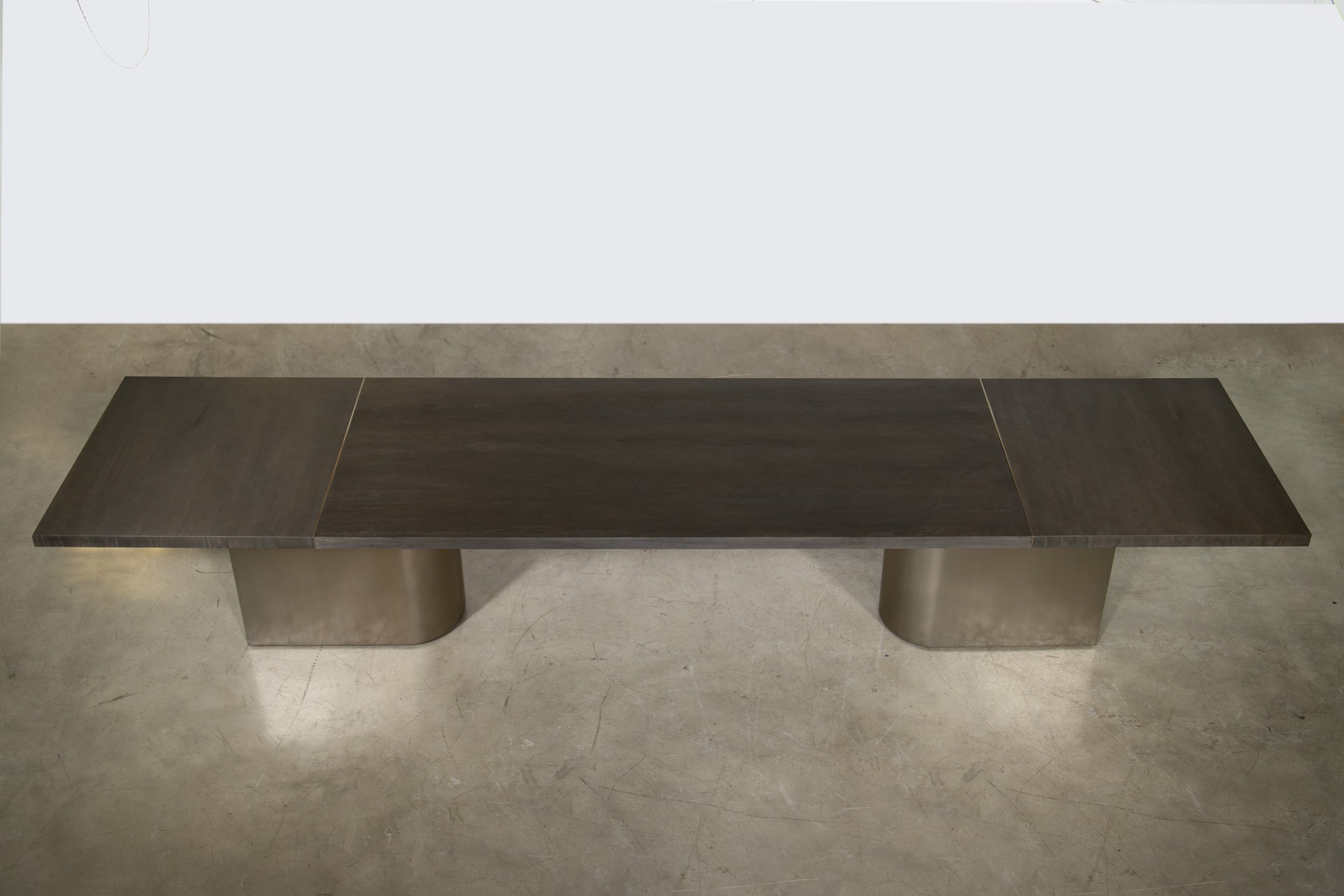 IF-43.106 River Table for Clodagh by Costantini 03.jpg