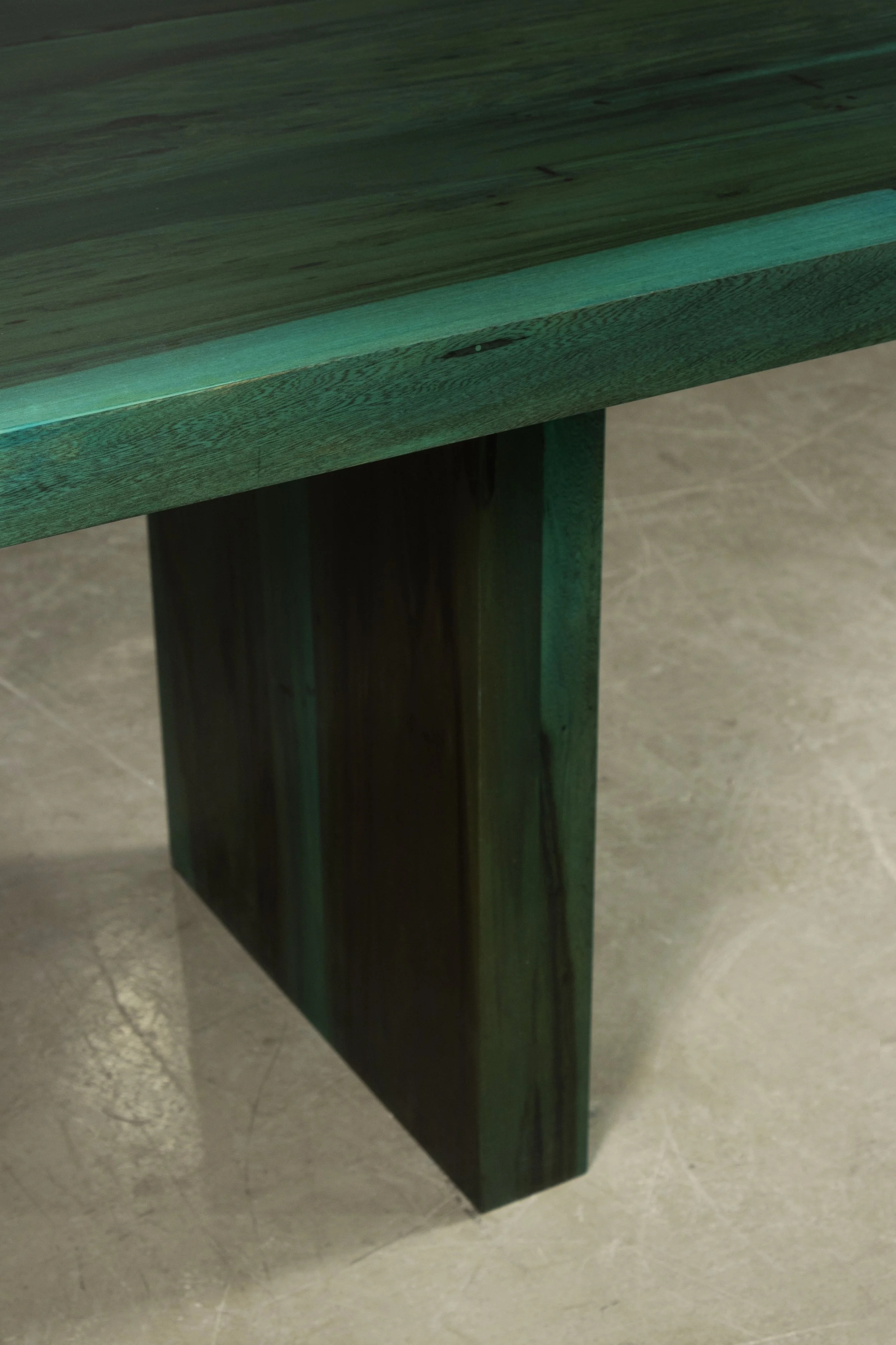Andre Solid Exotic Wood Dining Table Verdi from Costantini 09.jpg