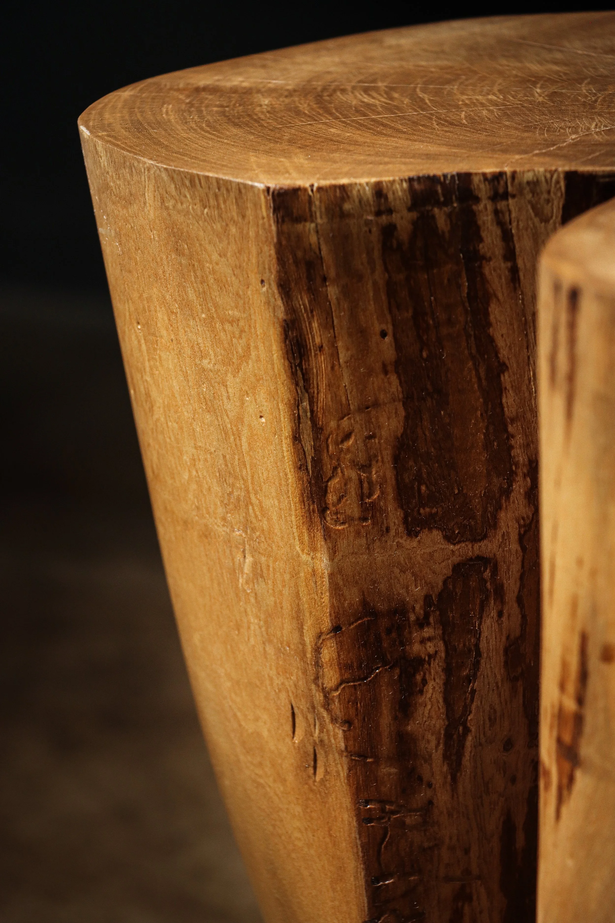 Francisco Table ƒ 43 09 by Costantini.jpg