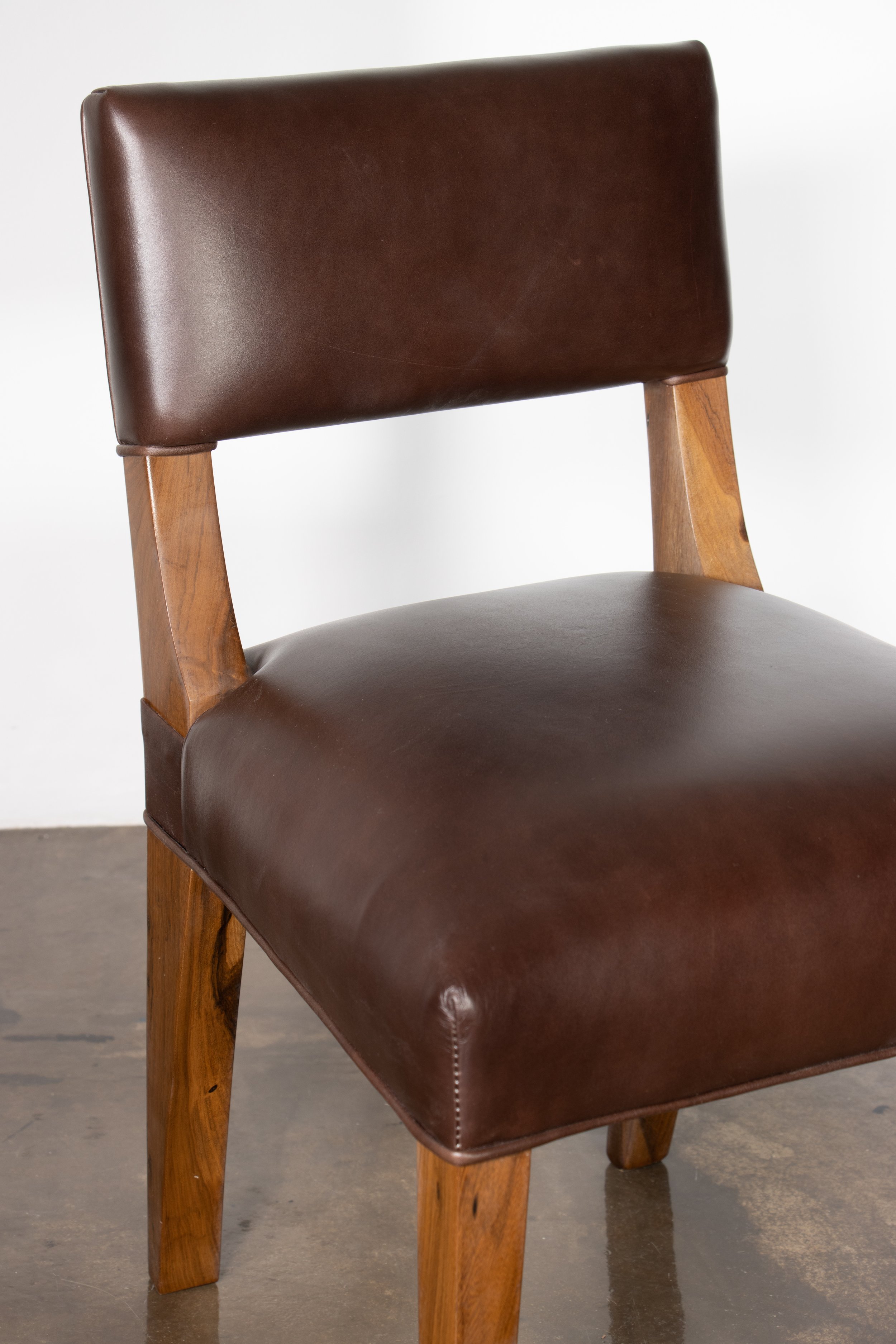 Bruno Chair 220809_02 08.jpg