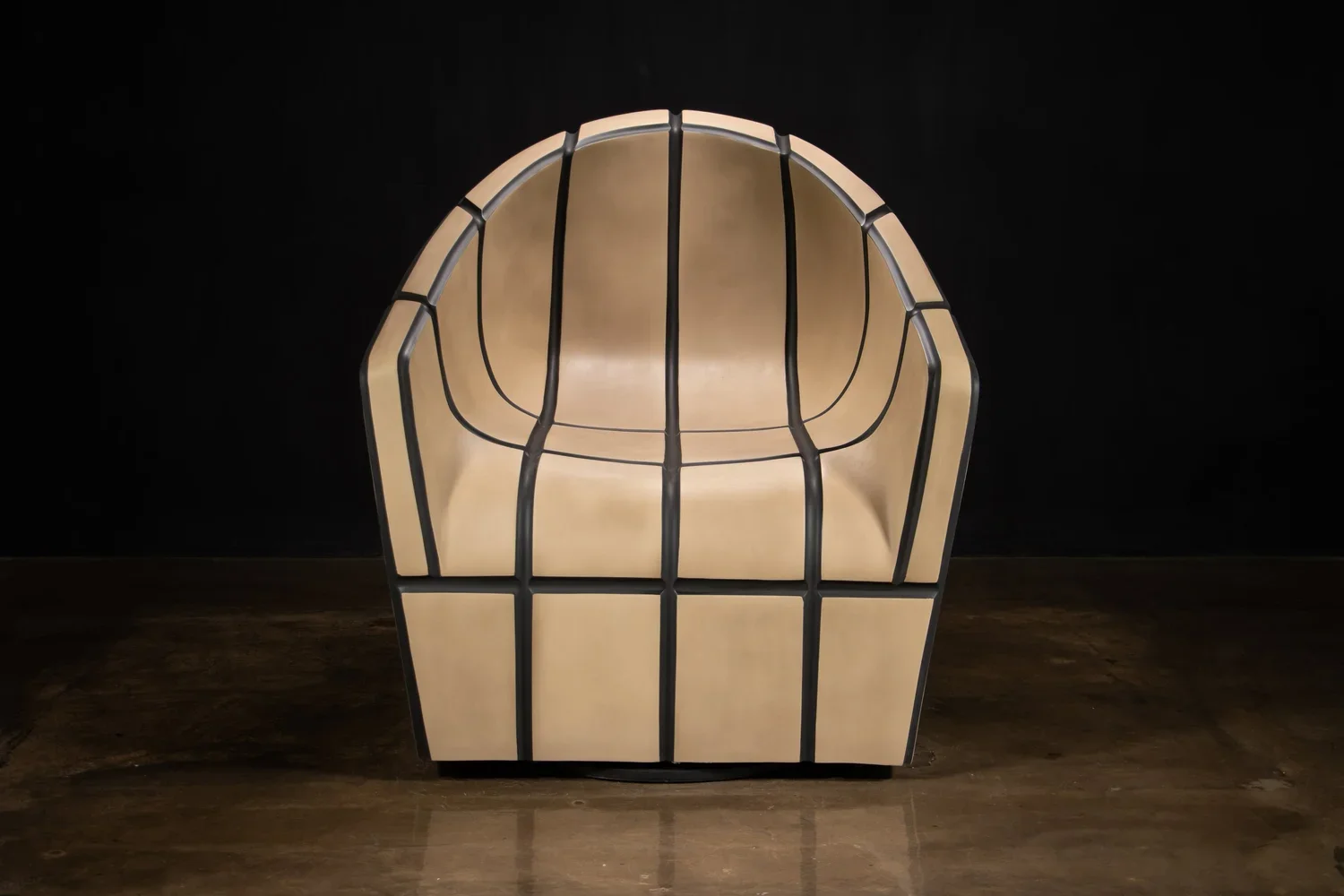 Moxy+Fiberglass+Chair+CH-205+by+Costantini+02.webp