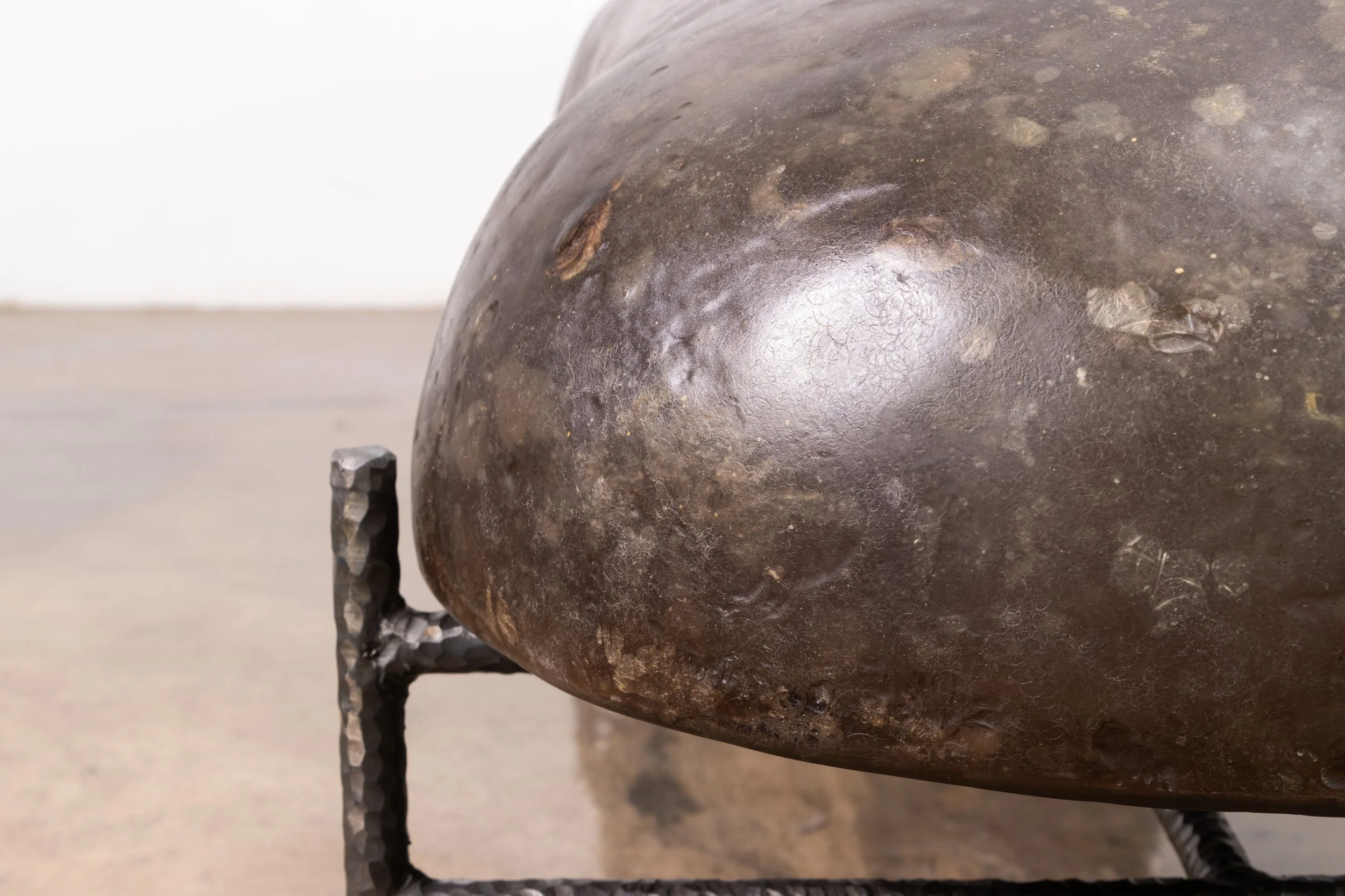 Lingua Sculptural Bench in Metal and Fiberglass by Costantini 06.jpg (Copy)