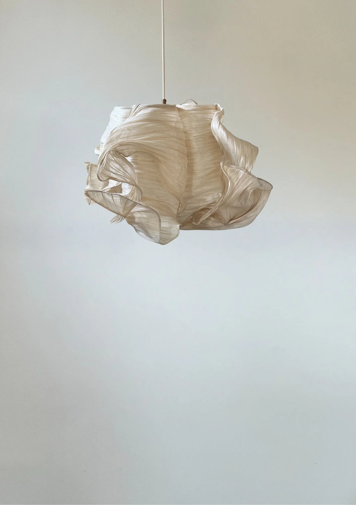 Nebula 60 Pendant Cream by Mirei Monticelli 06.jpg