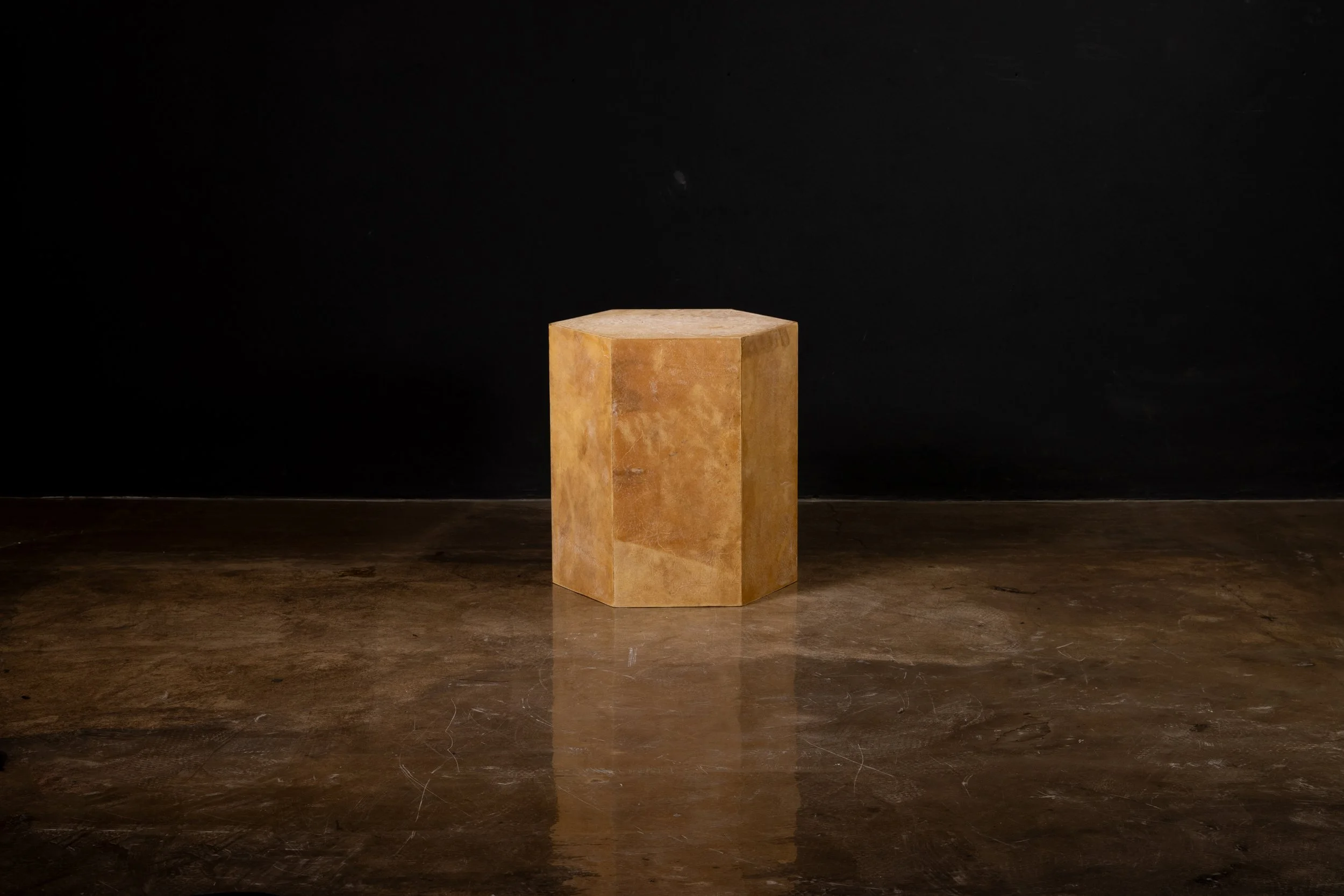 260317_08 Pergamino Hex Caramel Chico by Costantini 03.JPG