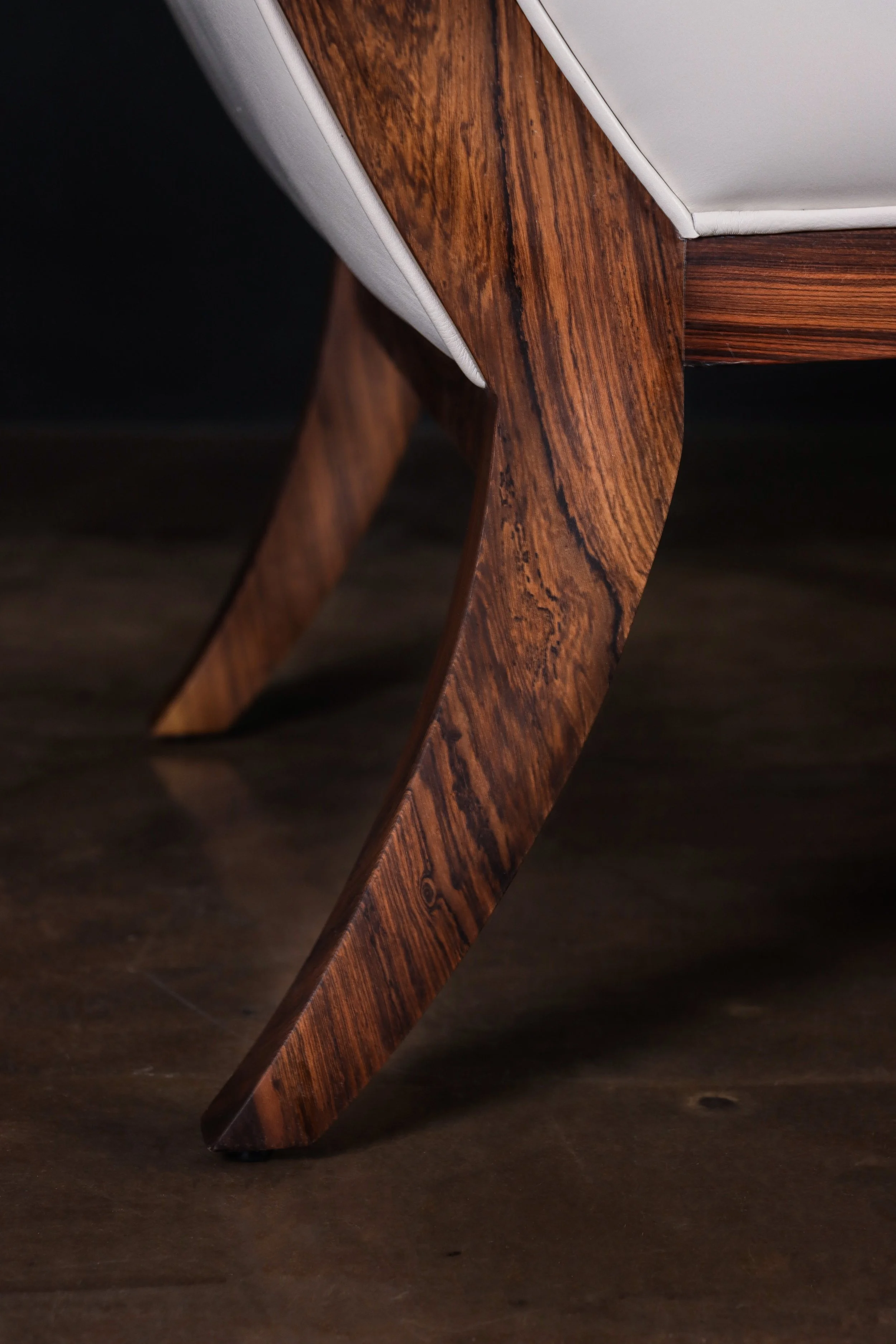 Belgrano Lounge Chair by Costantini 11.jpg