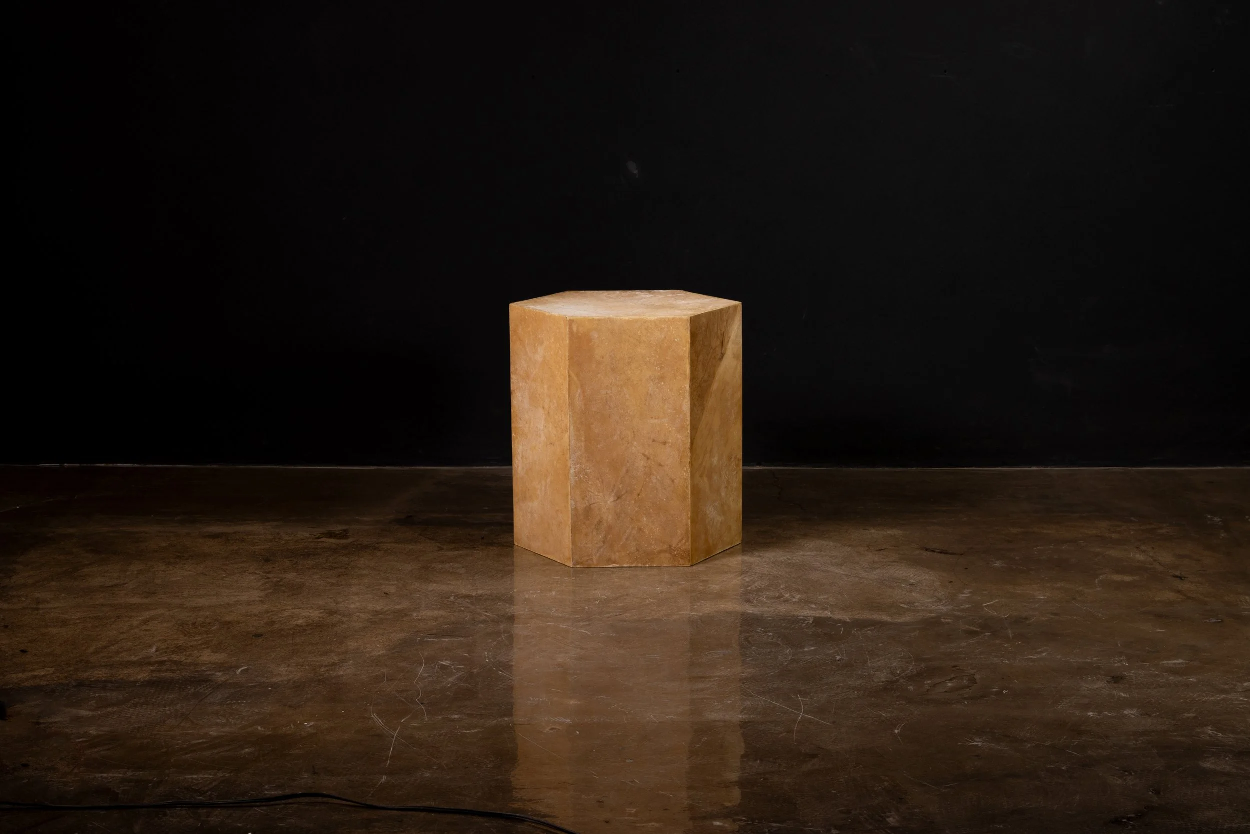 260317_11 Pergamino Hex Caramel Chico by Costantini 05.JPG