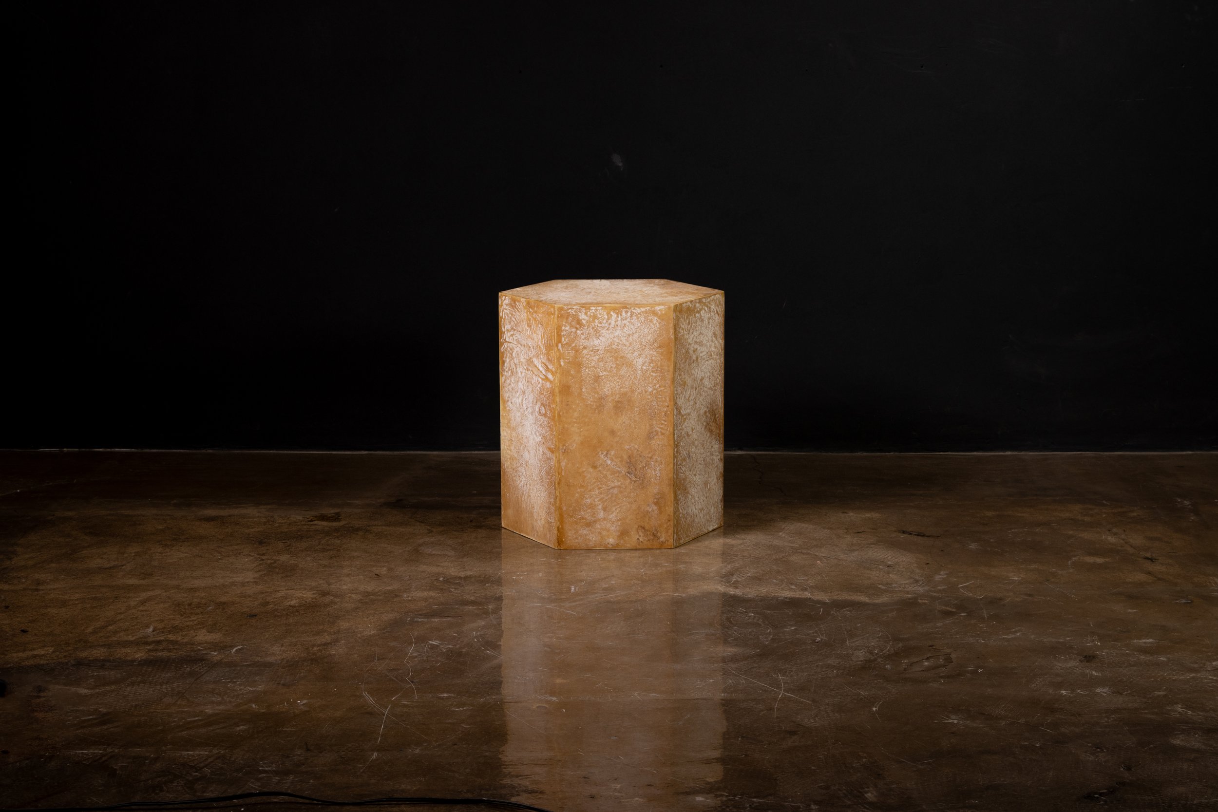 260317_09 Pergamino Hex Caramel Chico by Costantini 06.JPG