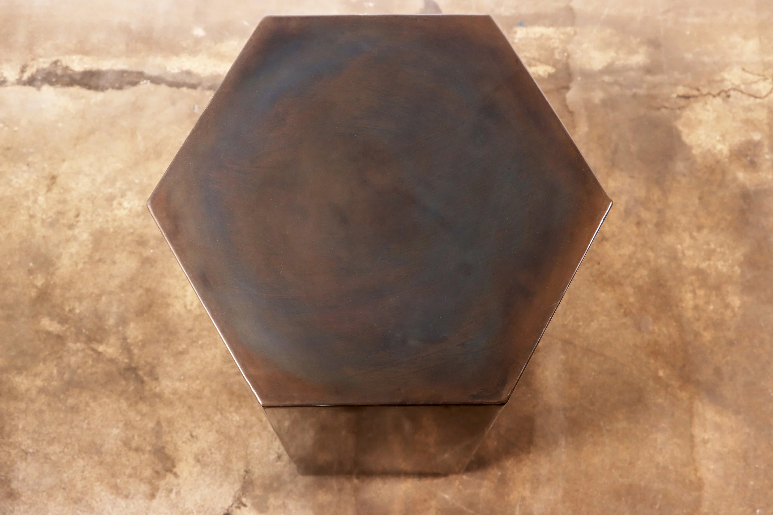 230104_01 Ettore Hex Oxidized Steel by Costantini 11.jpg