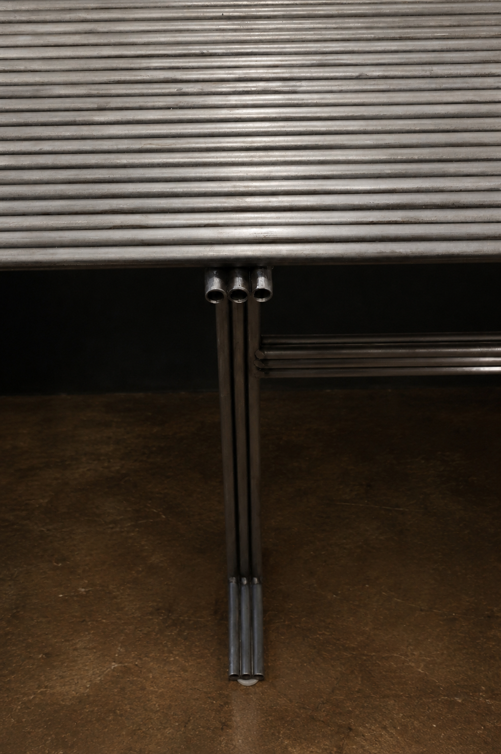 Comunale Modern Metal Dining Table by Costantini 16.png