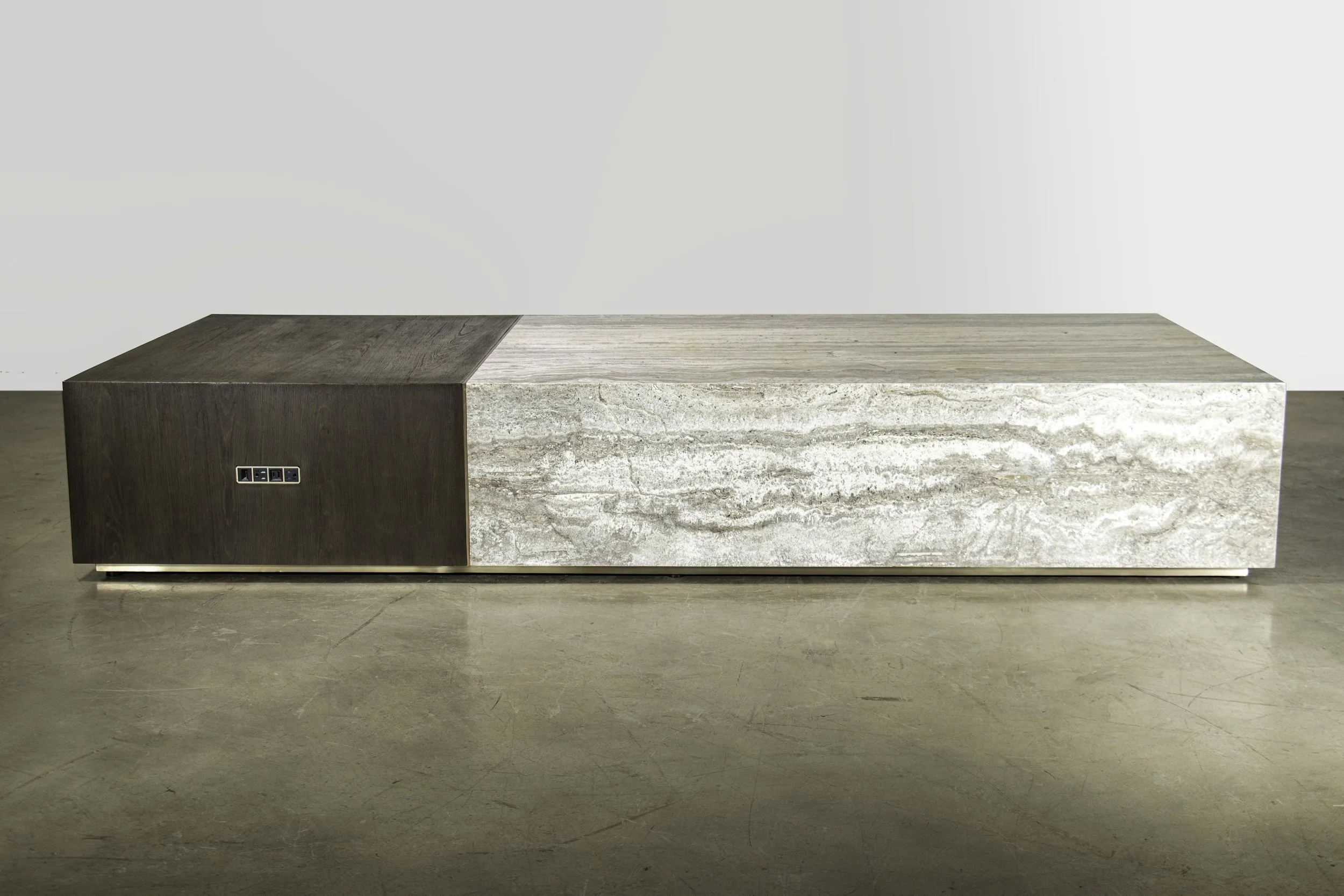 IF-43.113 River Table for Clodagh by Costantini 01.jpg