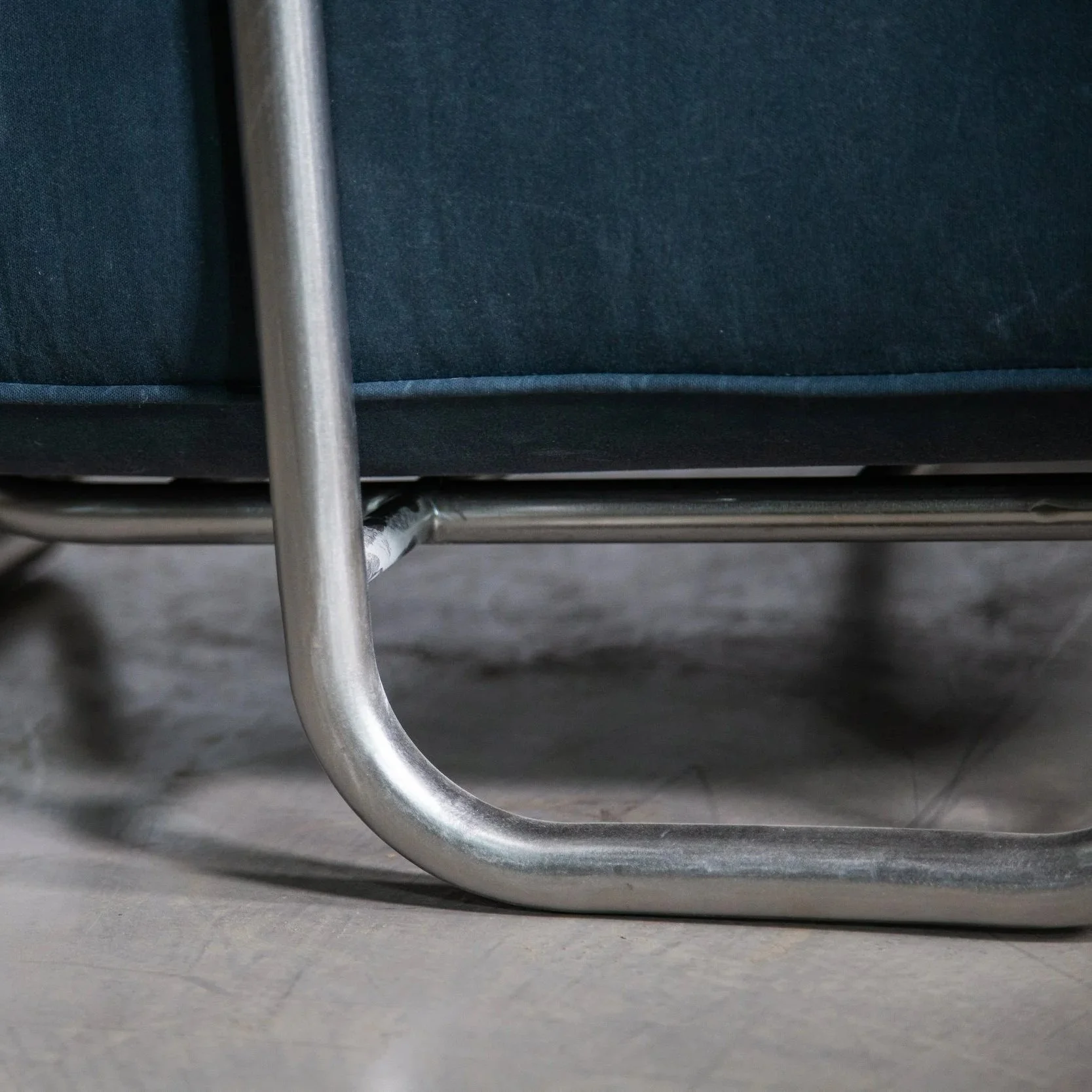 220809+Baby+Bull+Steel+and+Fiberglass+Lounge+Chair+from+Studio+Armin_39.jpg
