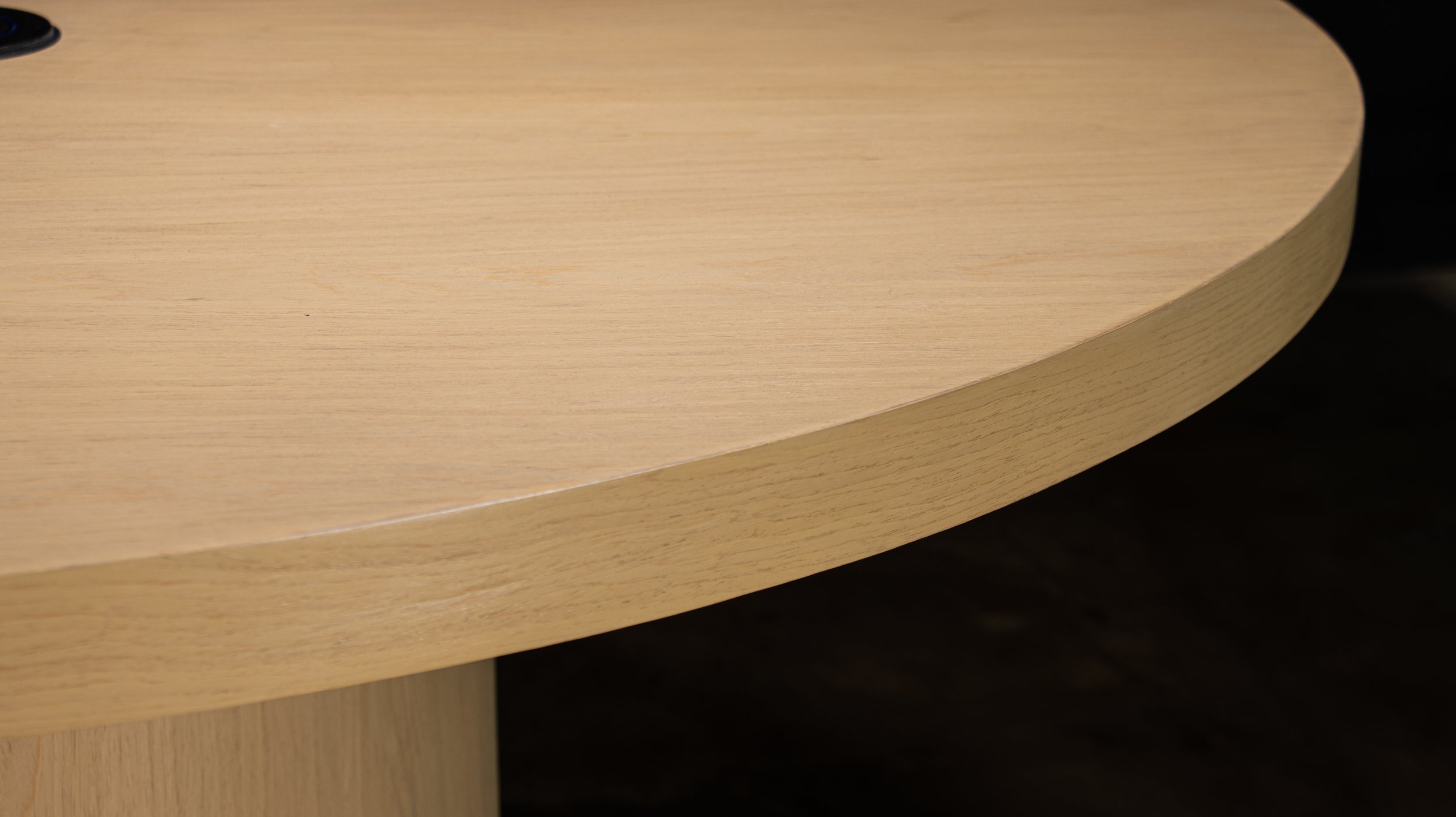 IF.43-500 River Table for Clodagh by Costantini 02.jpg