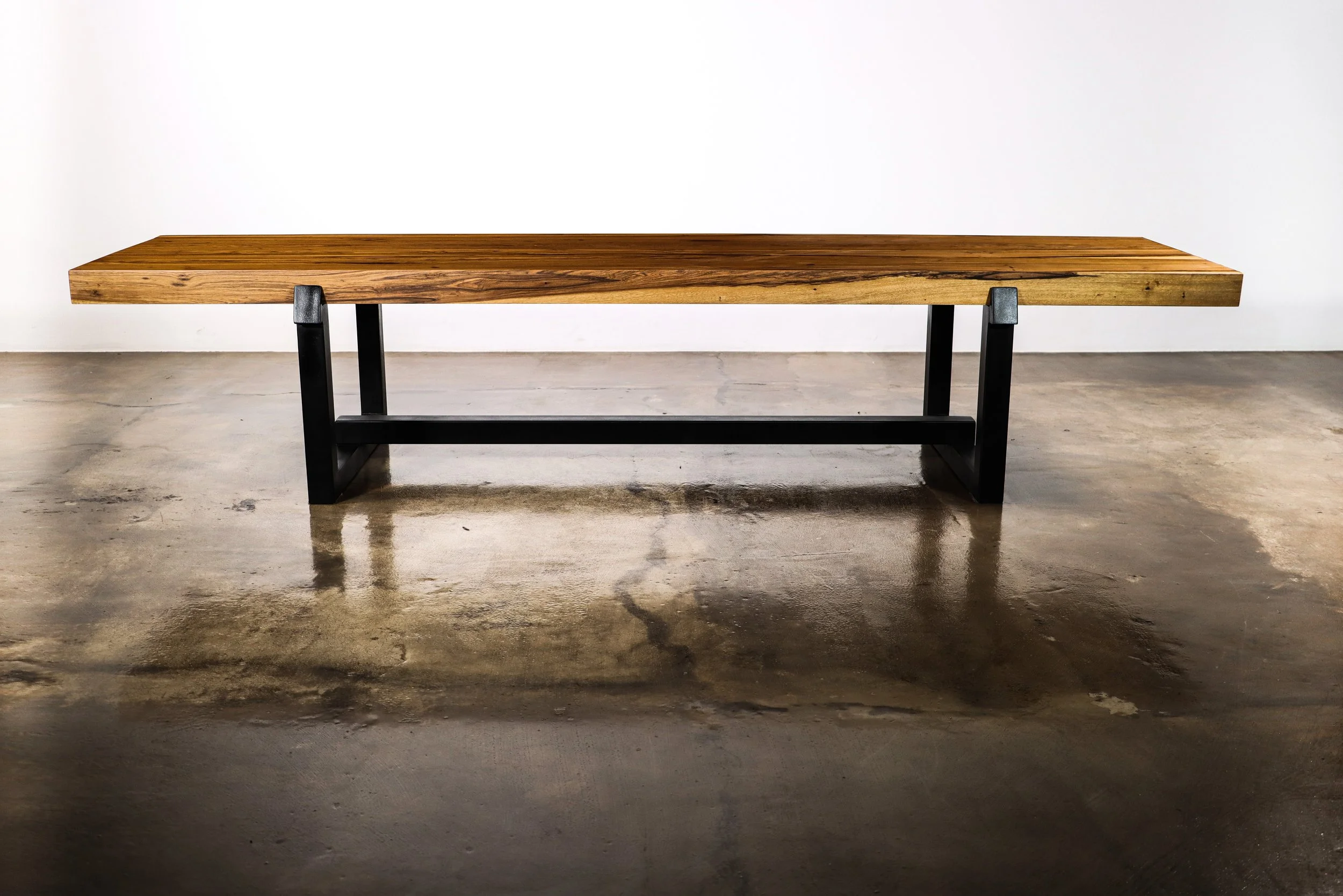 Donato Bench by Costantini 01.jpg