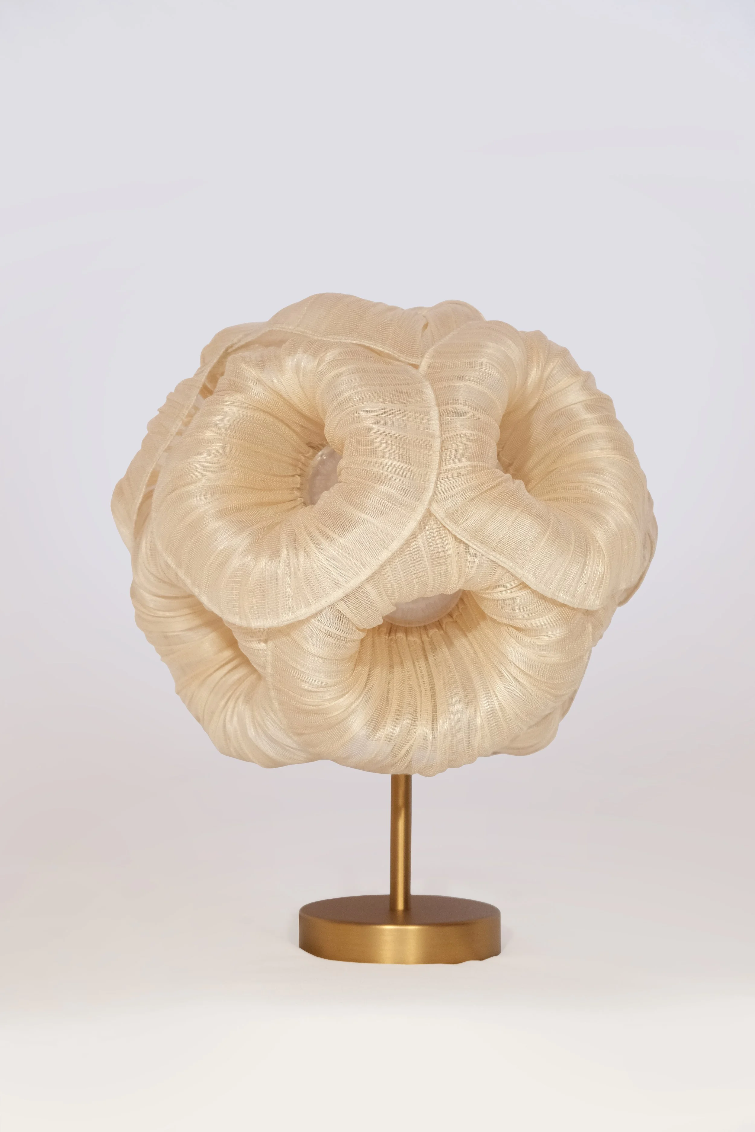 Anemone 35 Table Lamp Cream by Mirei Monticelli 01.jpg