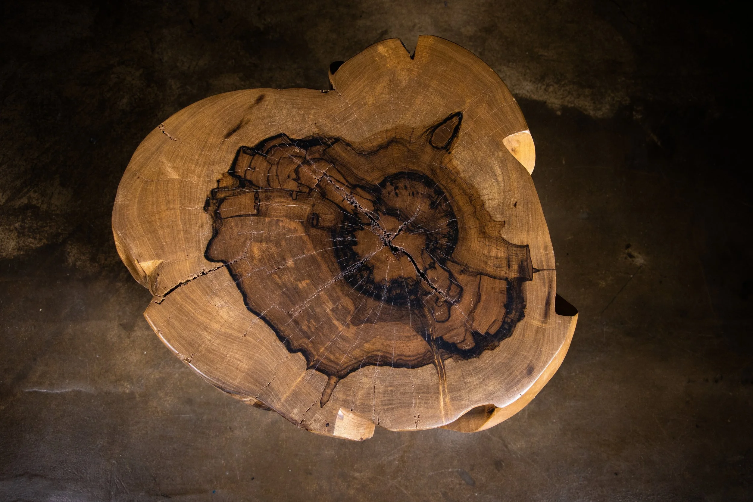 Francisco Table ƒ 40 09 by Costantini.jpg