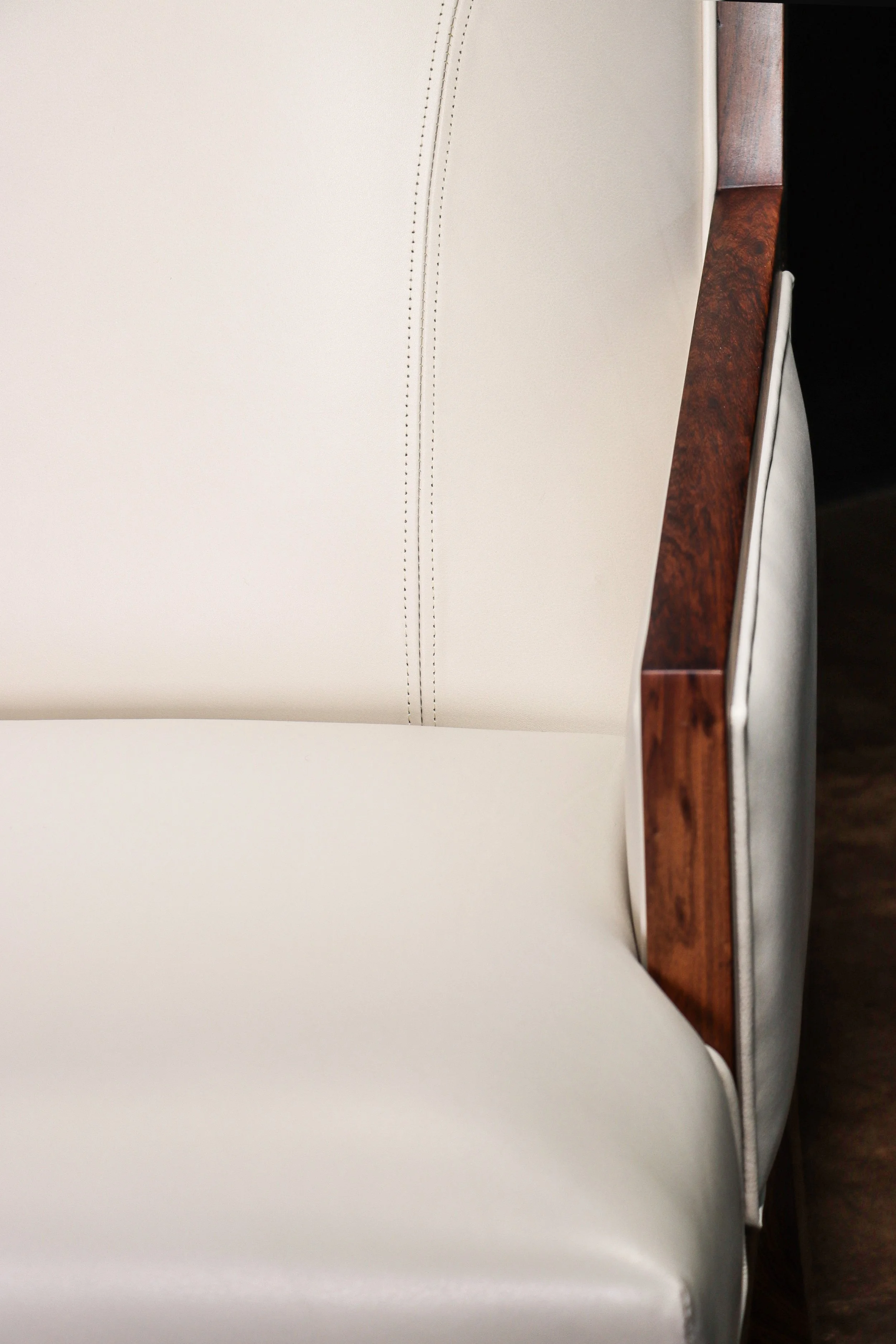 Belgrano Lounge Chair by Costantini 16.jpg
