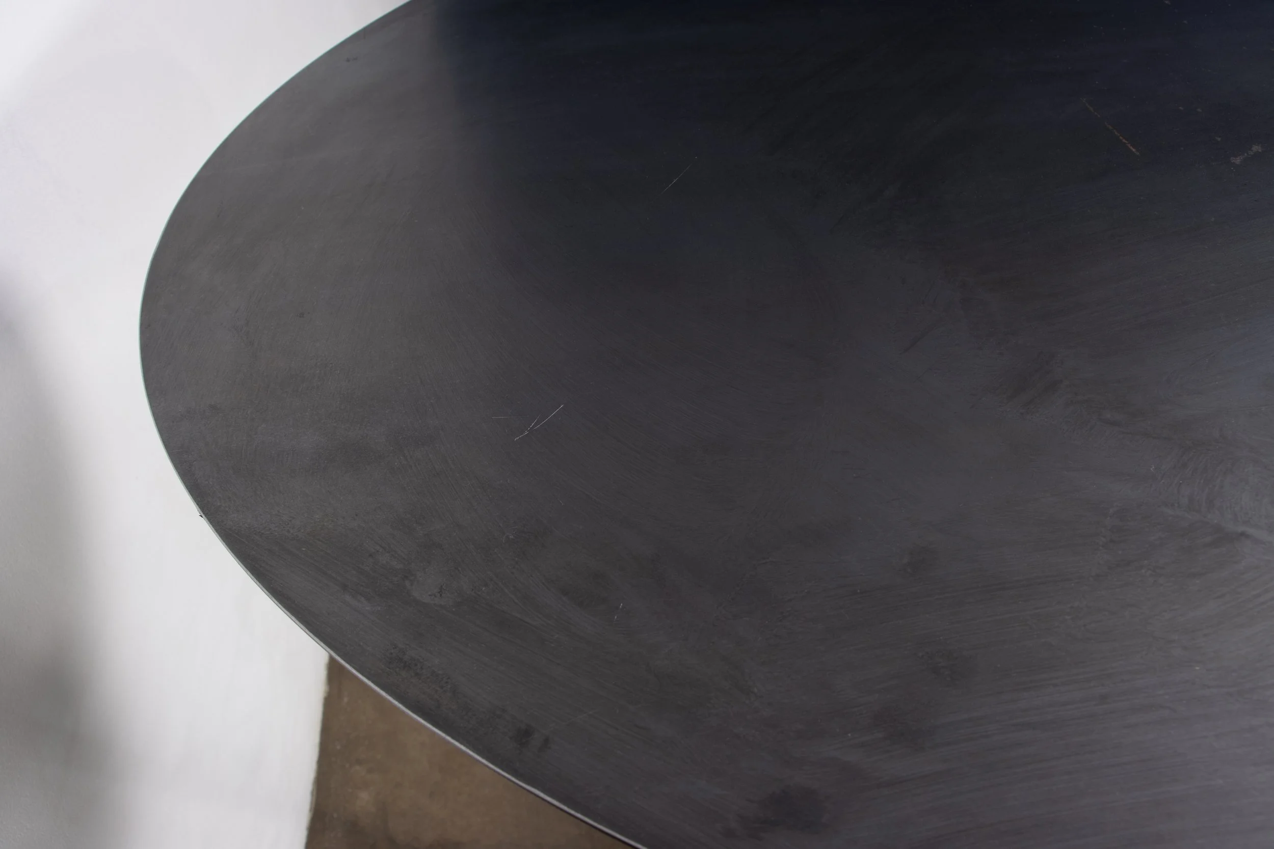 Richiamo Modern Sculptural Wire Side Table With Steel Oval and Marble Top by Costantini 08.jpg