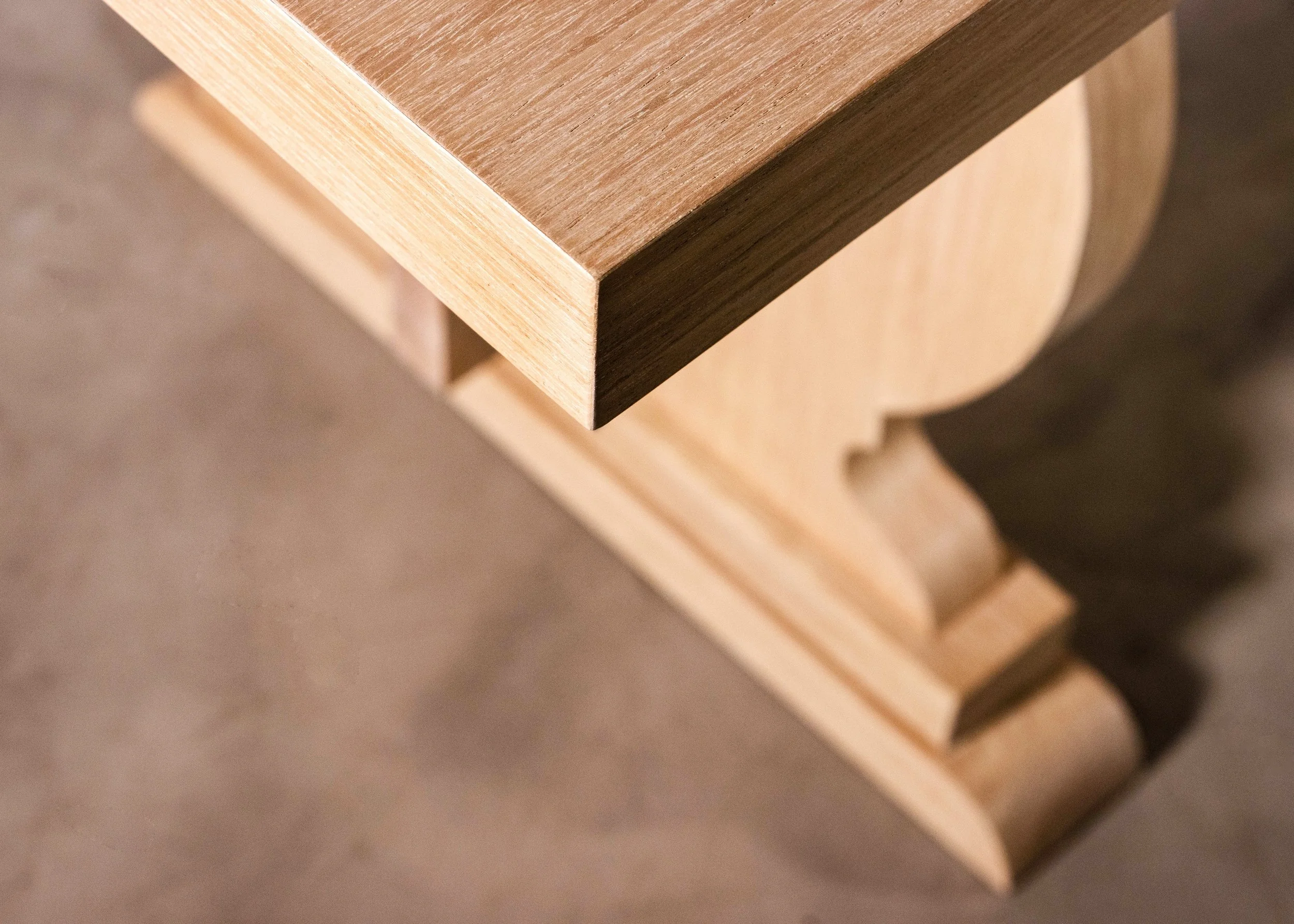 Manolo Table By Costantini 08.jpg