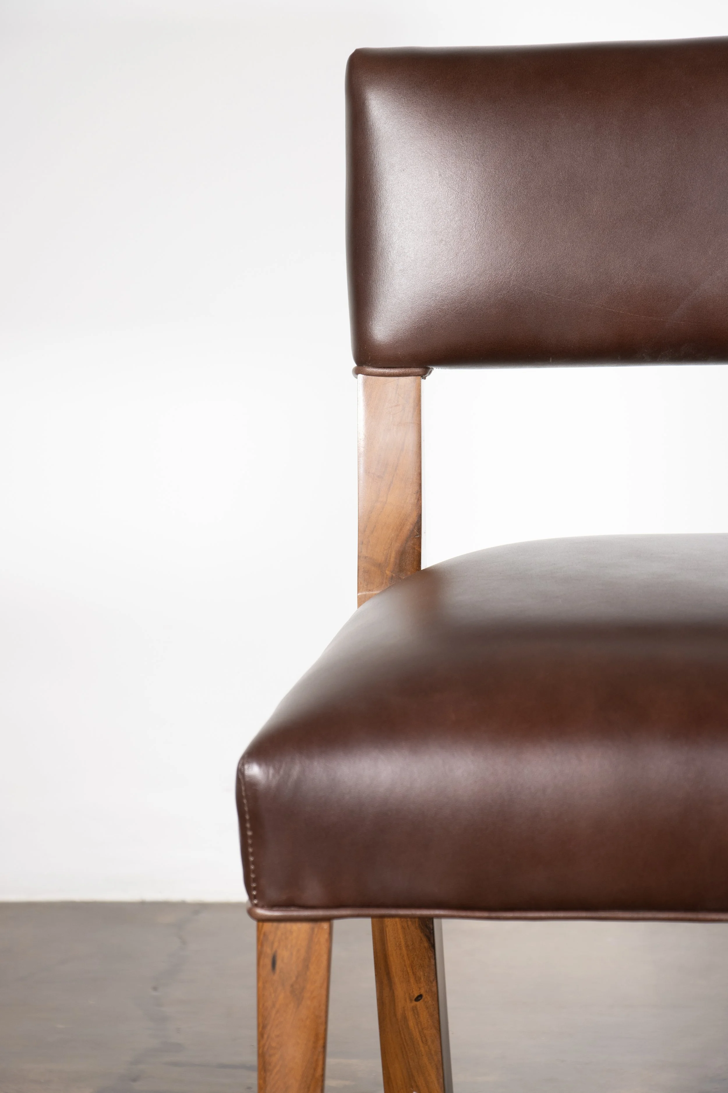 Bruno Chair 220809_02 05.jpg