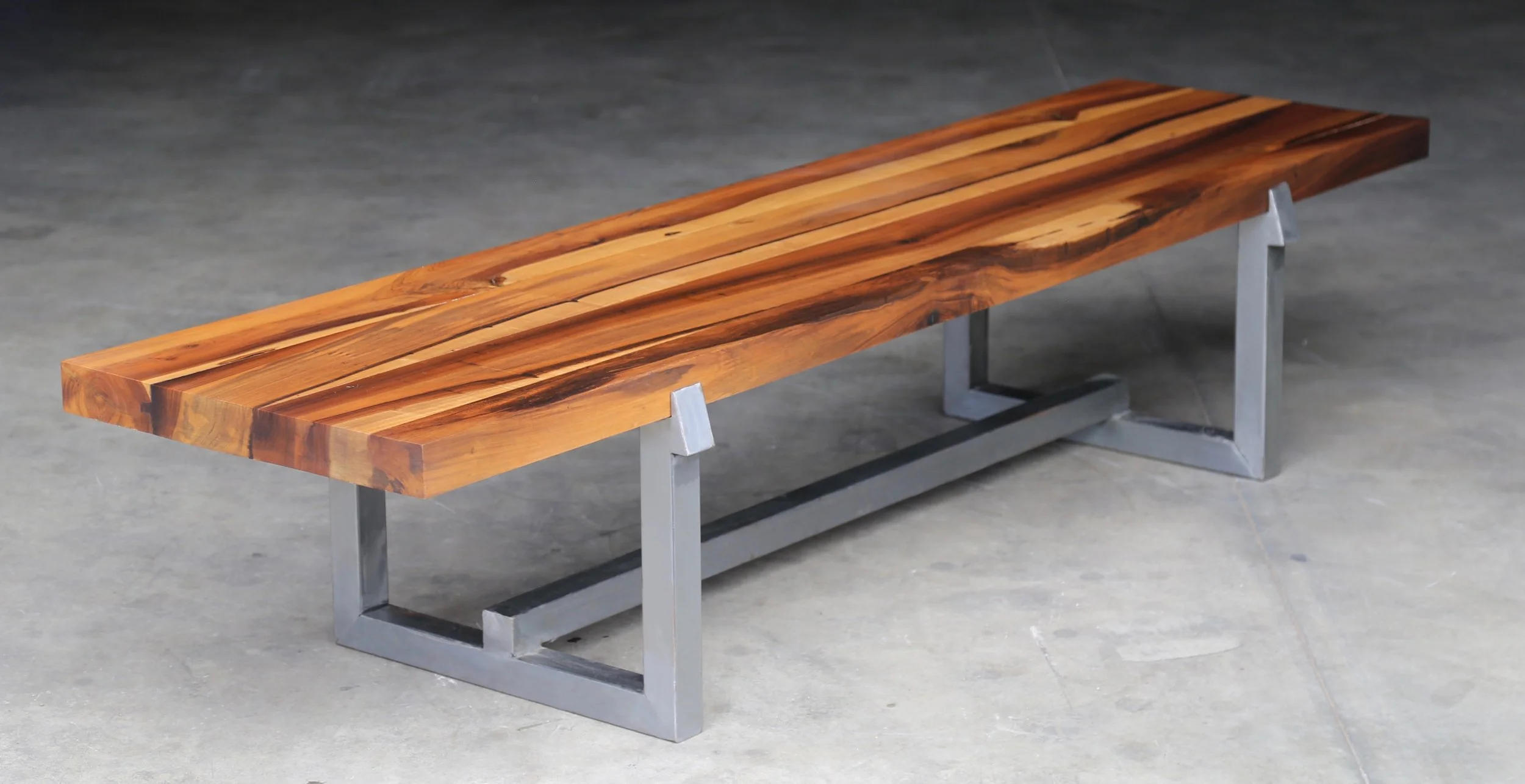 Donato Bench by Costantini 01.jpg