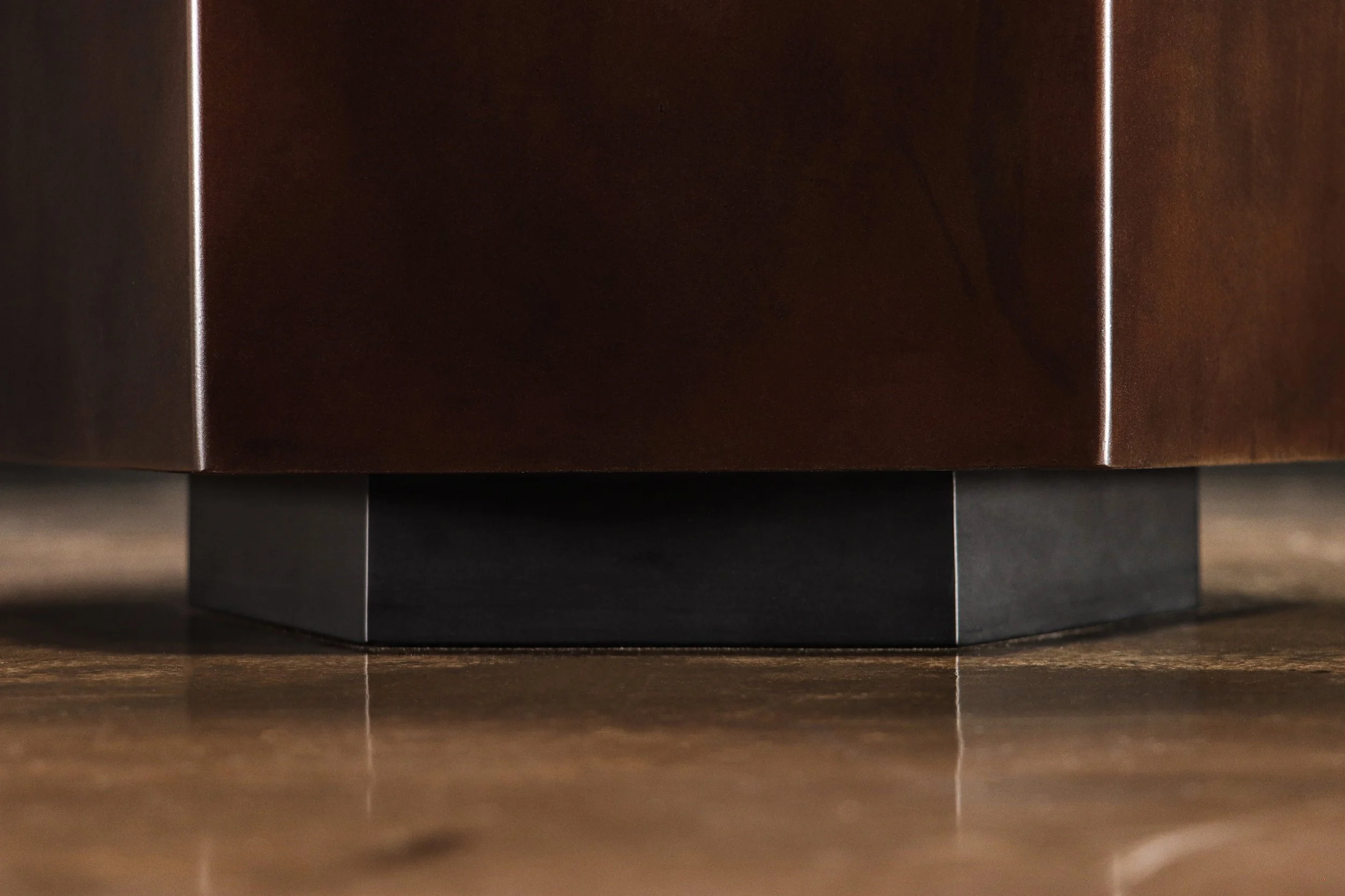 Ettore Hex Table Oxidized Steel by Costantini 07.jpg