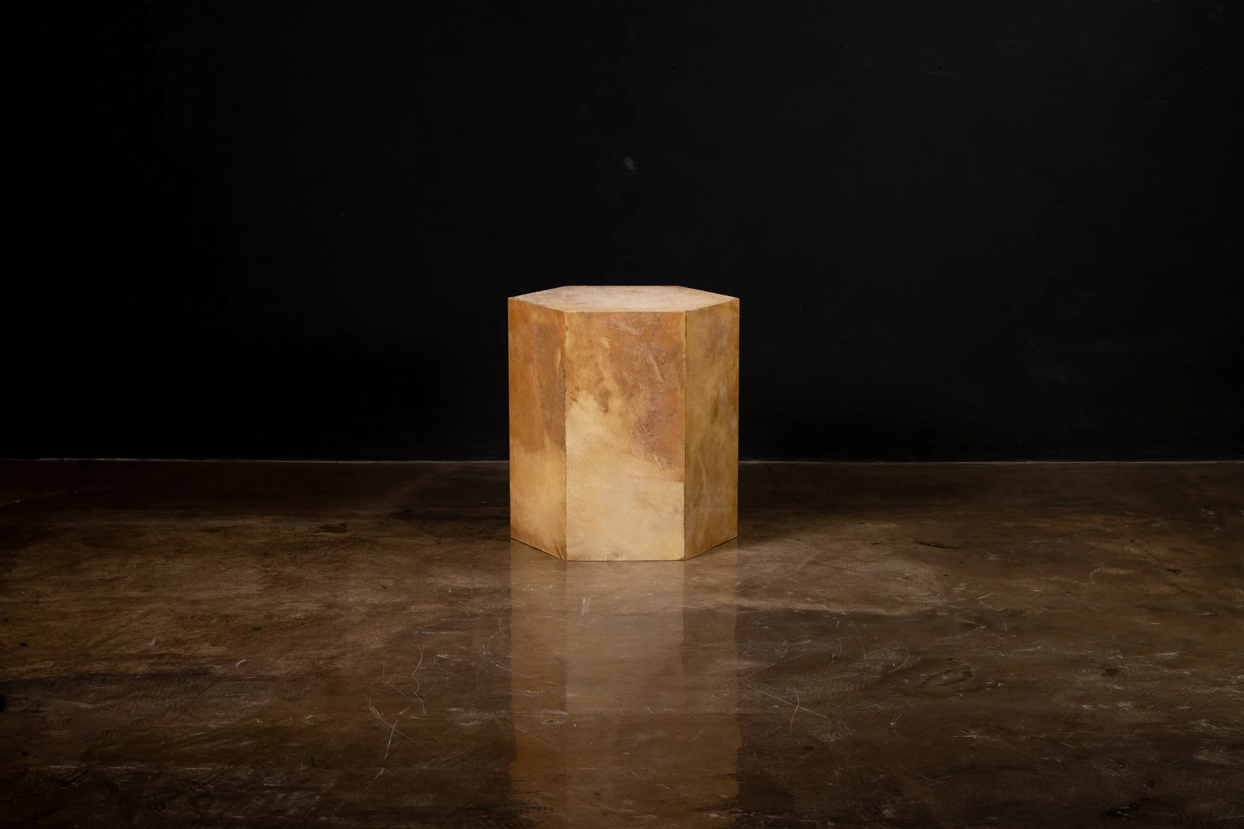 260317_08 Pergamino Hex Caramel Chico by Costantini 01.JPG