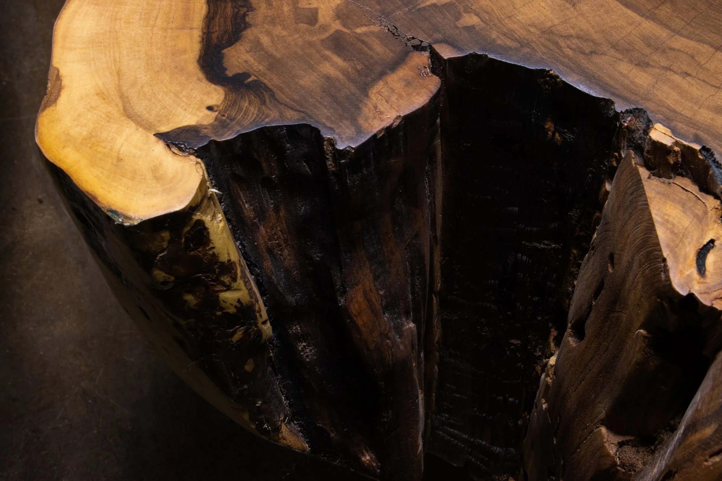 Francisco Table ƒ 41 09 by Costantini.jpg