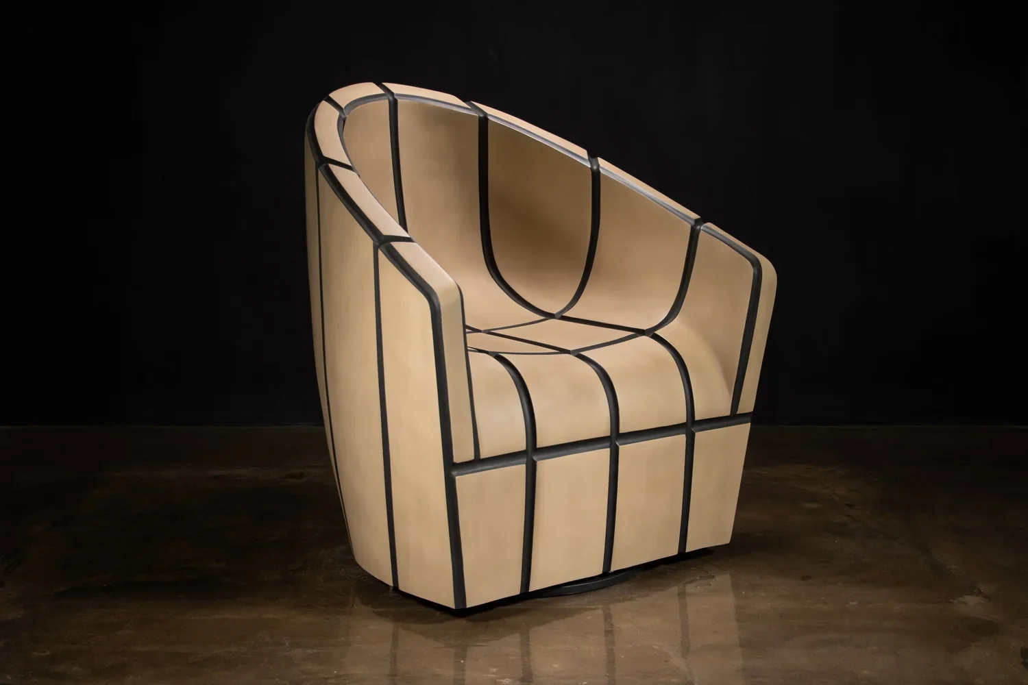 Moxy+Fiberglass+Chair+CH-205+by+Costantini+00.webp