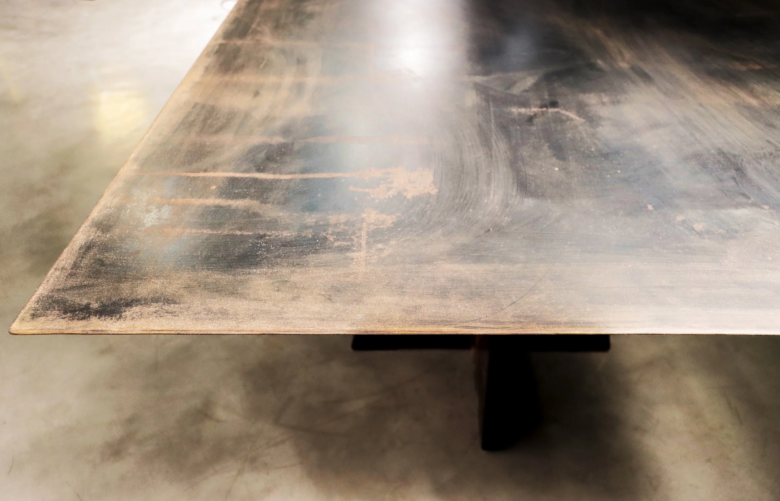 Fierro Table by Costantini 09.jpg