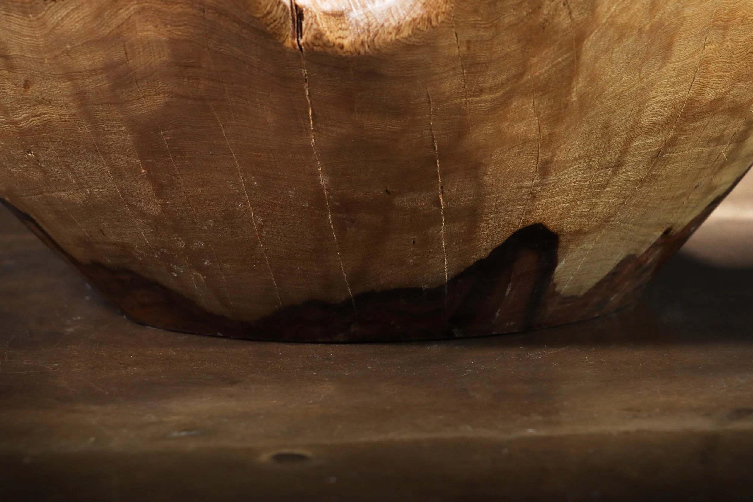 Francisco Table ƒ 43 12 by Costantini.jpg