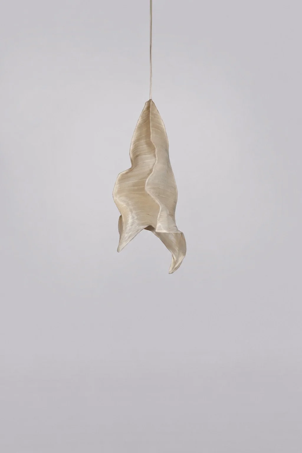 Phantasma Pendant Cream Medium by Mirei Monticelli 01.jpg