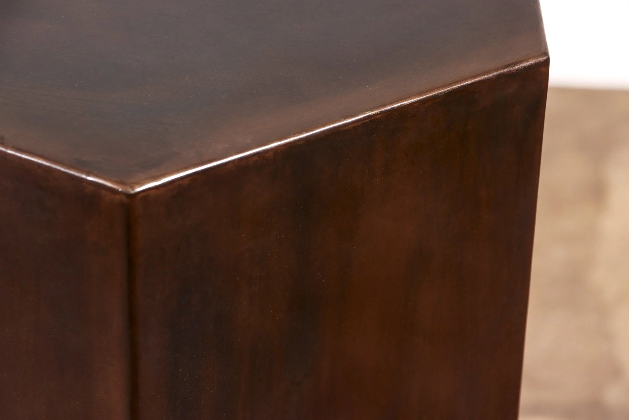 230104_01 Ettore Hex Oxidized Steel by Costantini 03.jpg