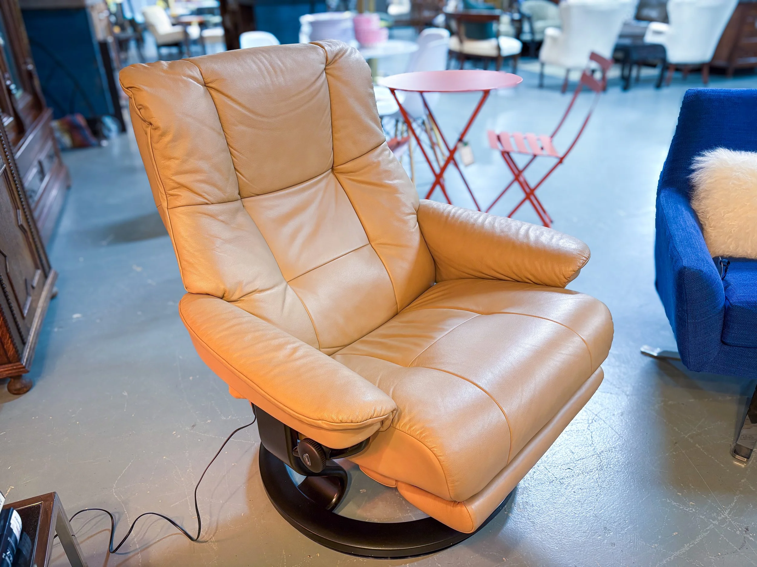Stressless Power Back+Leg Recliner / Almond Leather - $2,600 ea. (2 in stock)