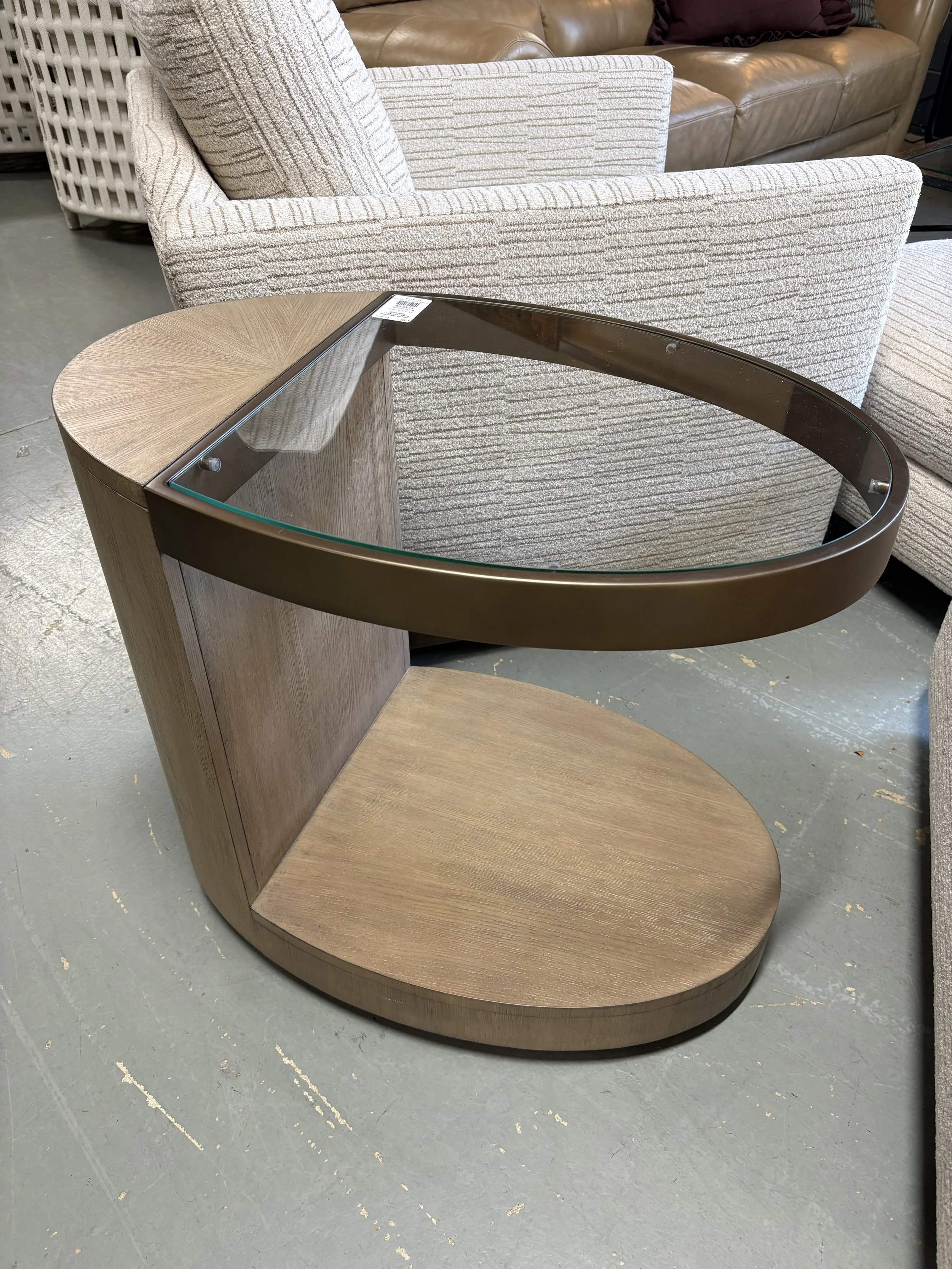 Lexington Highball Oval End Table - $750