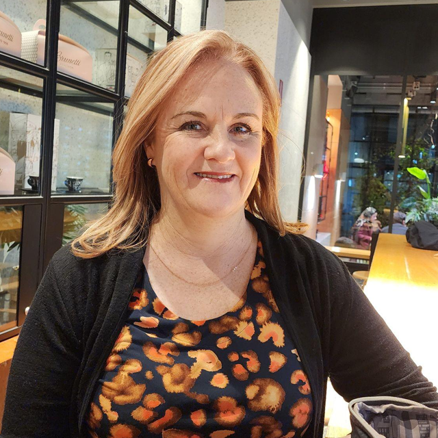 Danielle Thomson - Facebook Review and a Testimonial of a Happy Client who hired Alex Coote and Holistic Homes Sydney  for organising and decluttering services