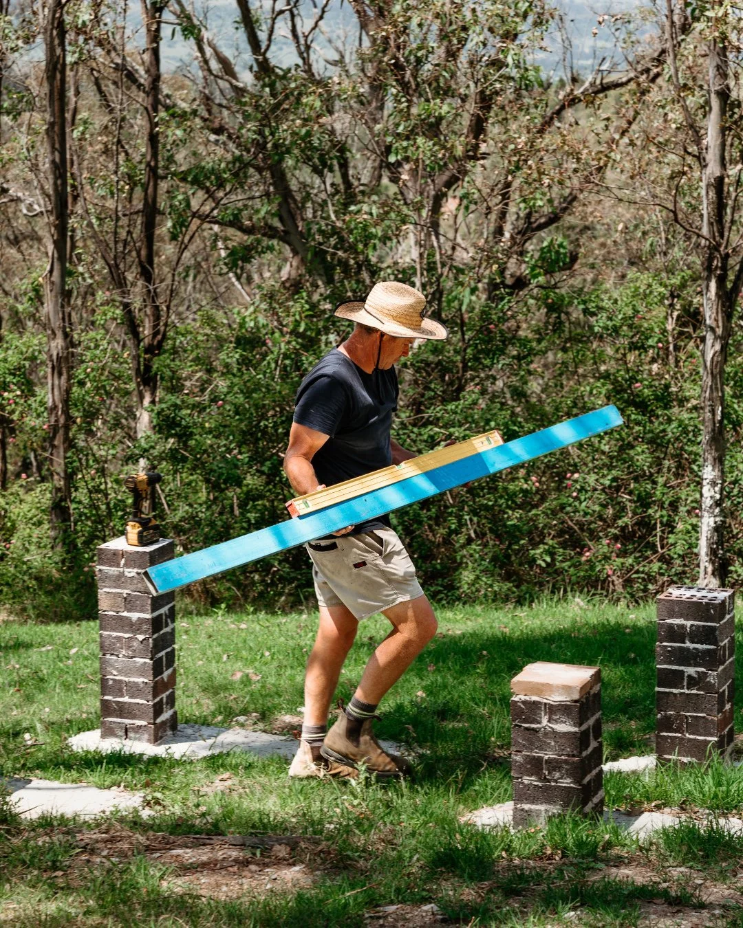 Anywhere, everywhere.⁠
Our team is equipped to deliver and install your LuxPod Australia-wide. Whether you're in a rural location or right in suburbia, we&rsquo;re ready to make it happen for you.