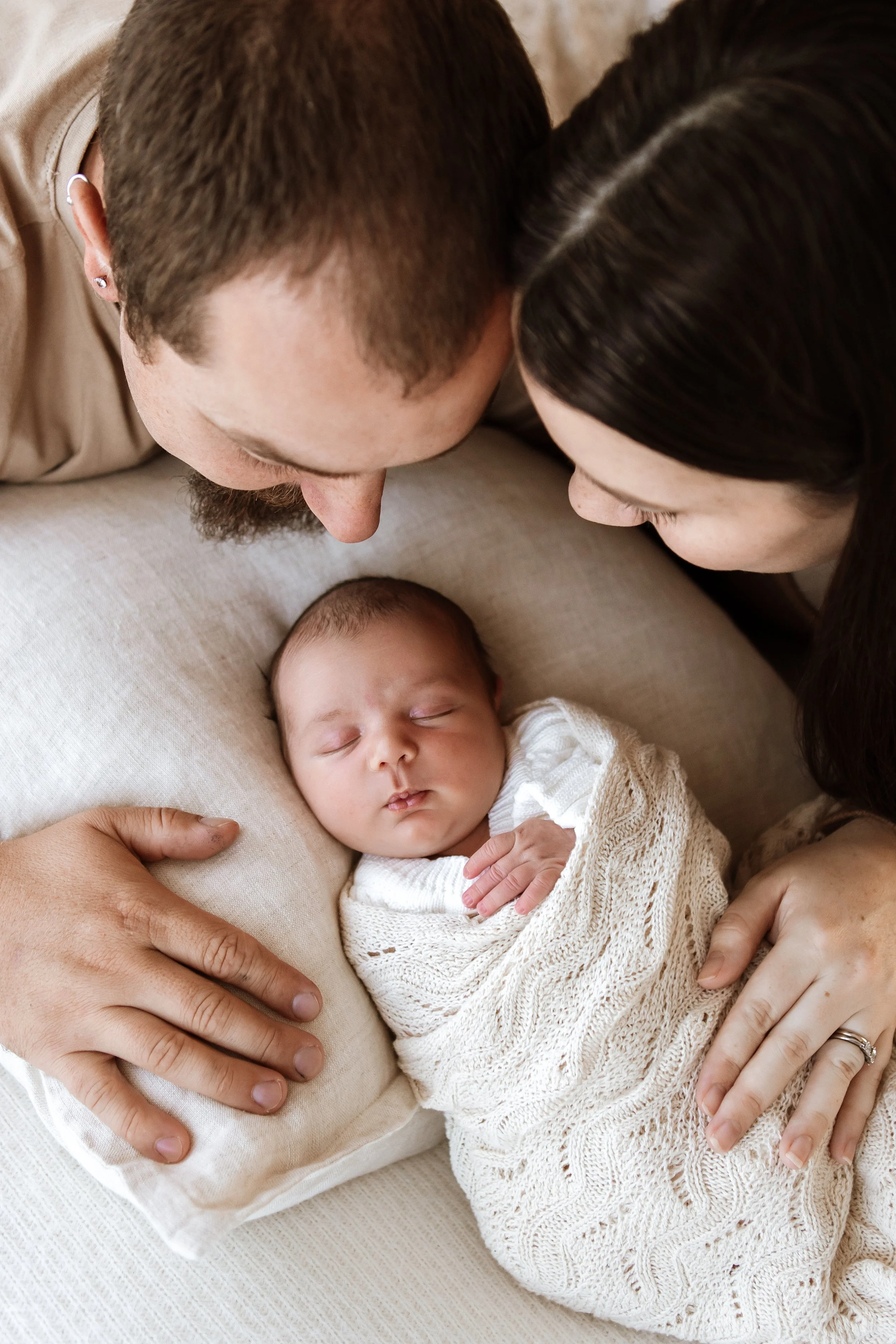 Nora Newborn - Studio