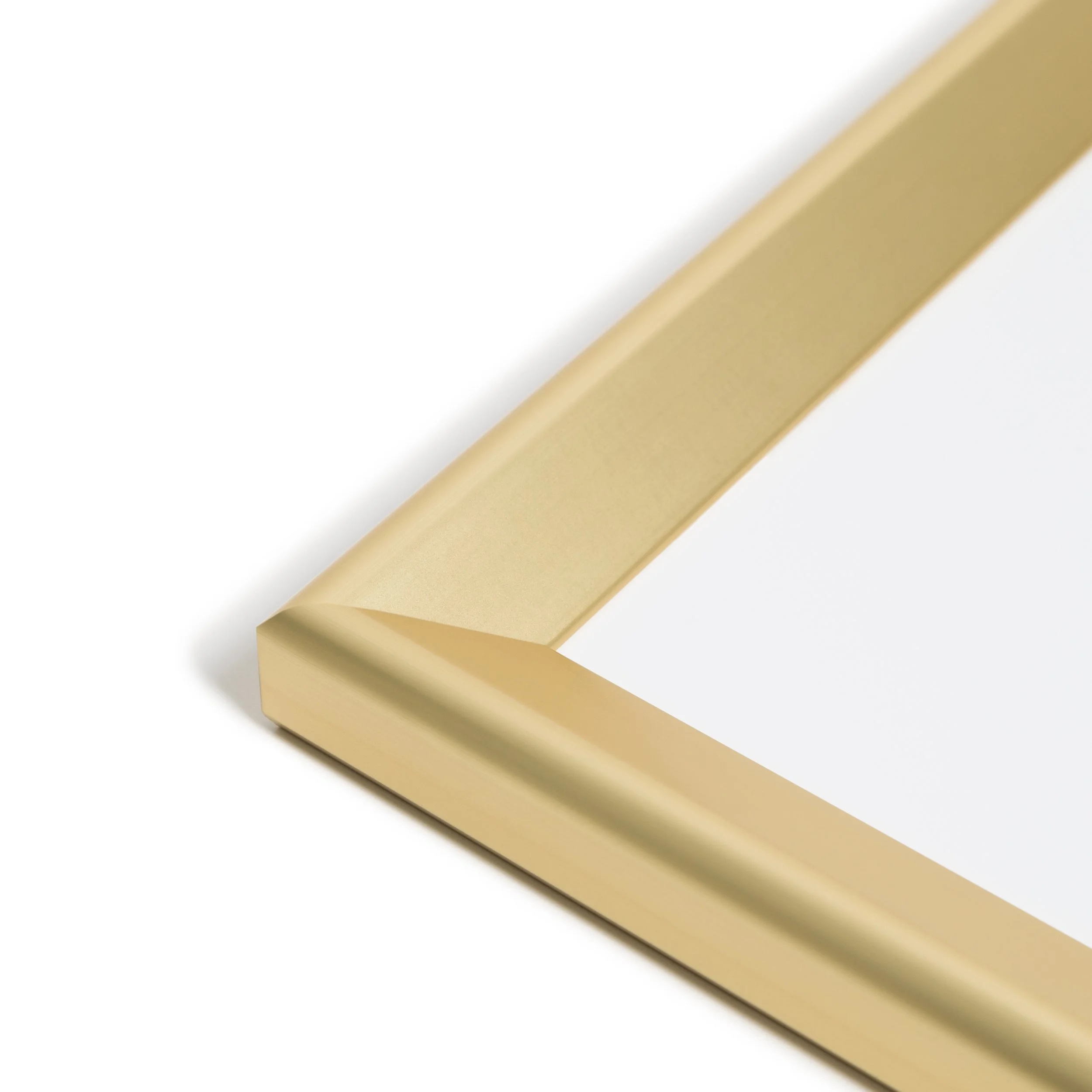 3323U_17x23BoldAngleGoldFrameDE-3.jpg
