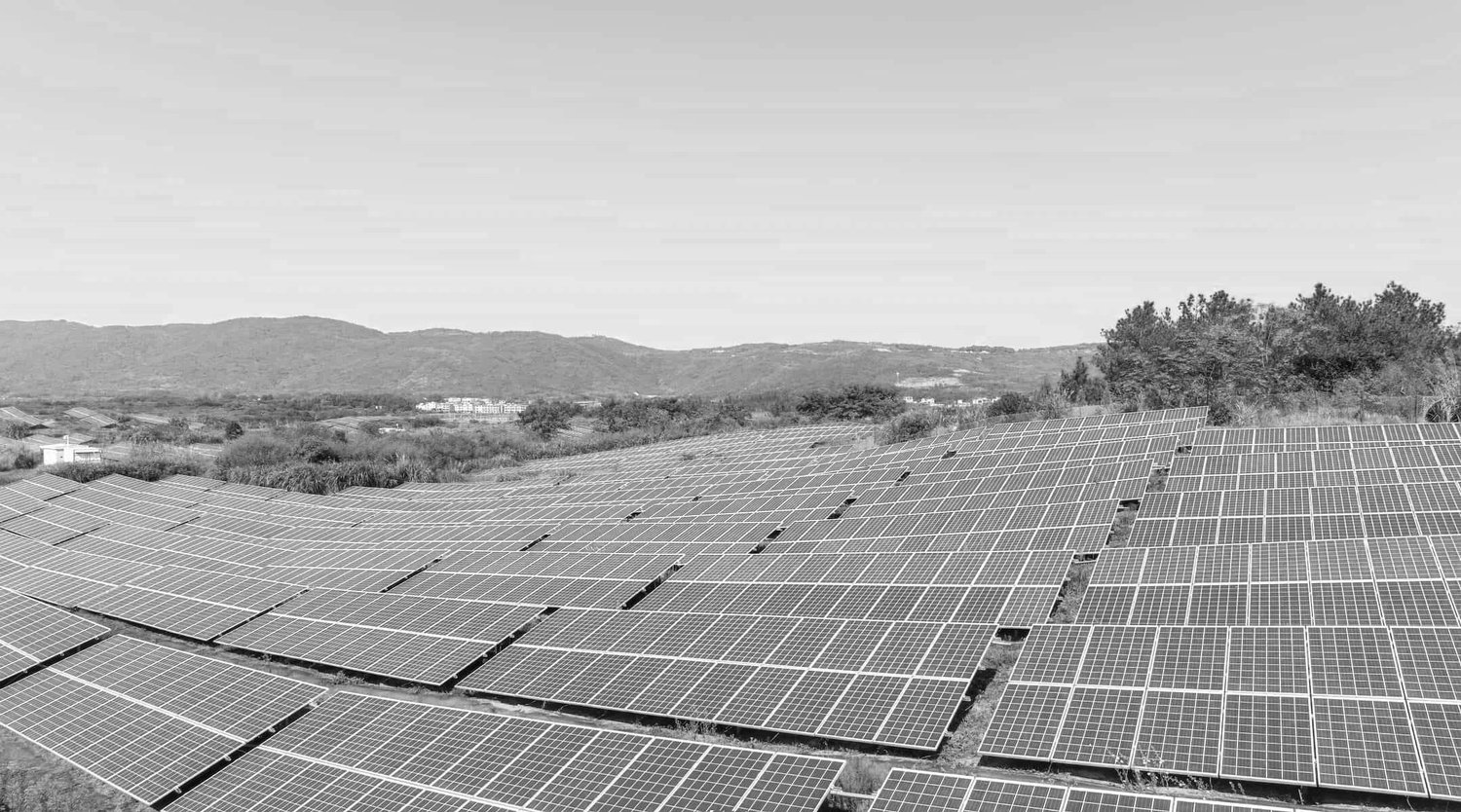 Photovoltaik-Freifl&auml;chenanlage in Hanglage, Panoramaaufnahme