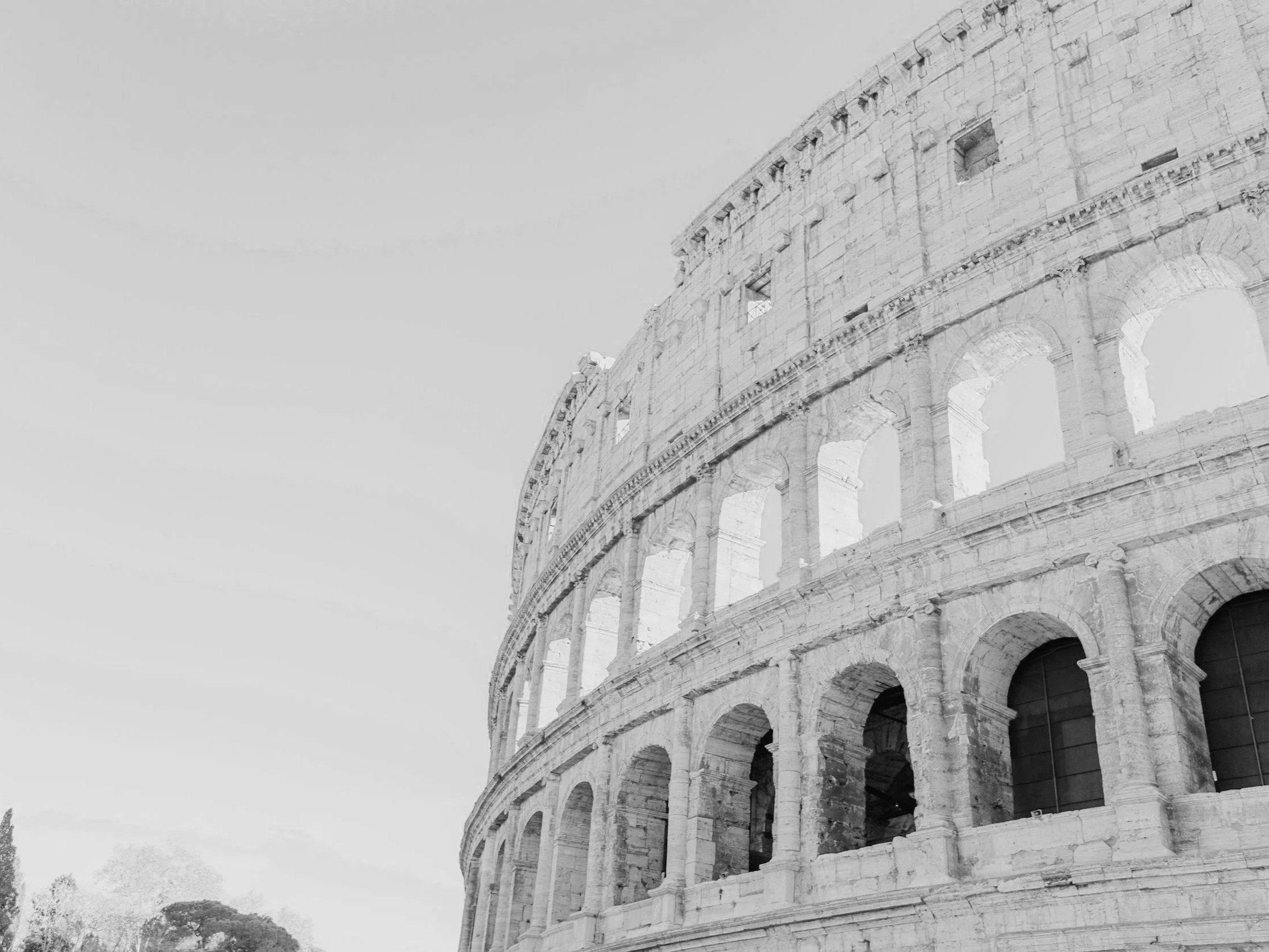 Italiens PV-Markt 2025: Warum Utility-Scale wächst, während Kleinanlagen einbrechen