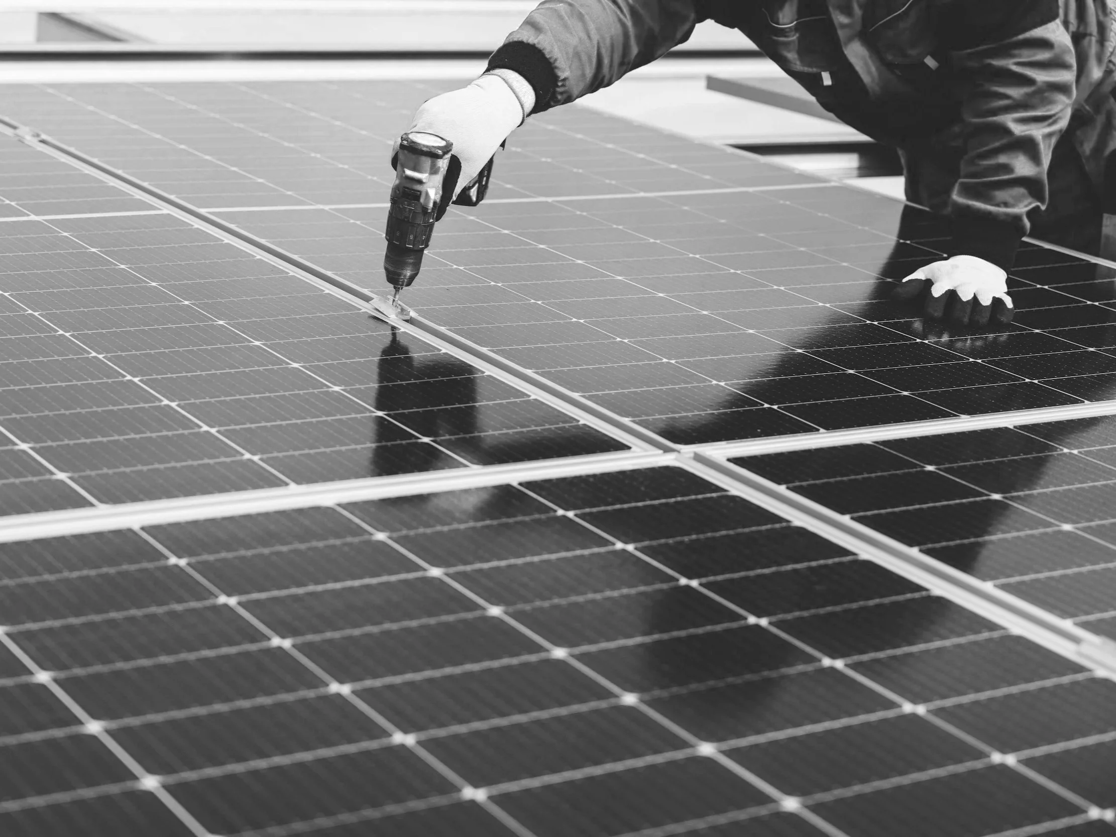 Retrofitting Solar Storage Systems in Commercial Buildings: When Will Retrofitting Be Worth It in 2026?