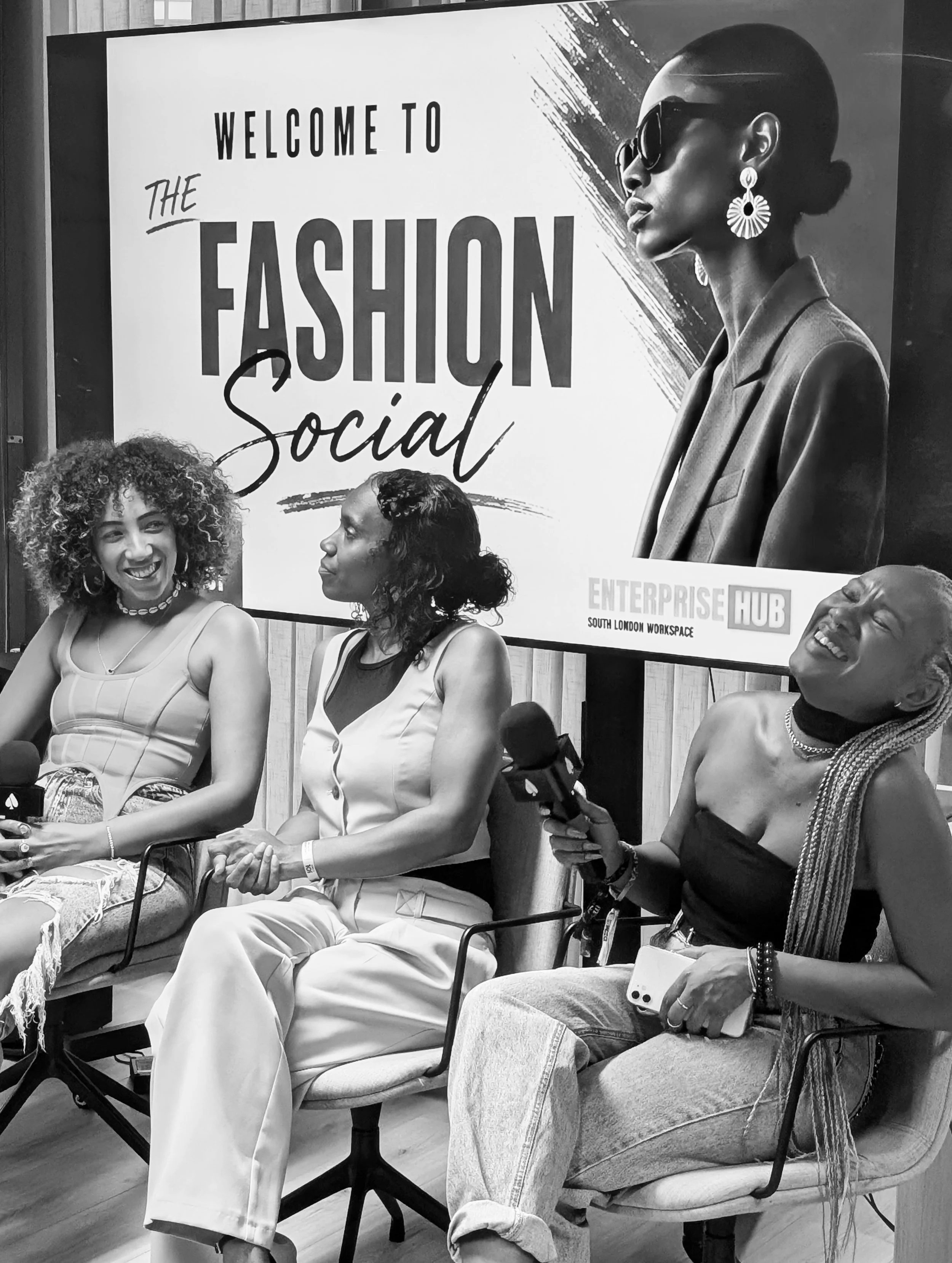 @thepopupproject_market ＧＥＴＴＩＮＧ 
ＭＥ ＯＵＴ ＯＦ ＭＹ ＣＯＭＦＯＲＴ ＺＯＮＥ．

𝘛𝘩𝘢𝘯𝘬𝘴 𝘧𝘰𝘳 𝘩𝘢𝘷𝘪𝘯𝘨 𝘮𝘦 🙏🏽